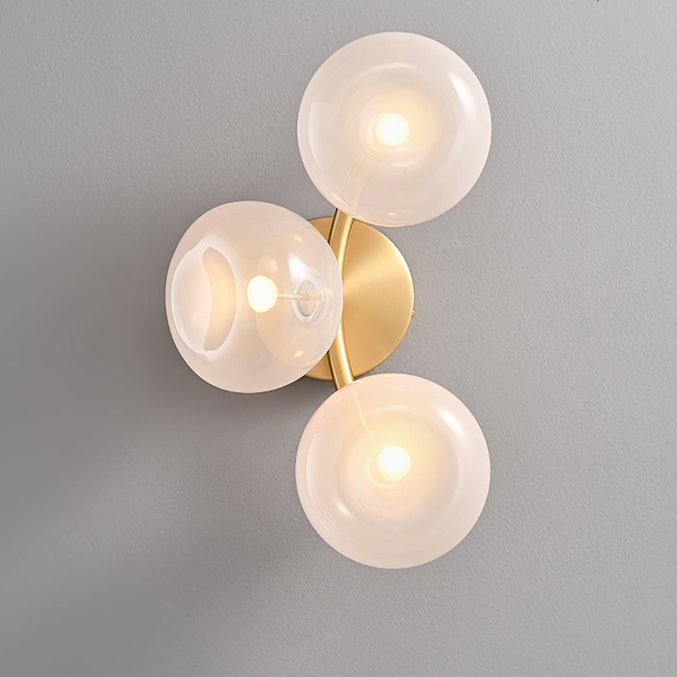 Aurovine Wall Light