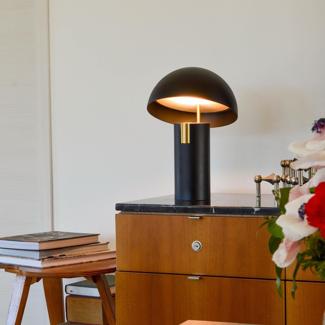 Tavos Table Lamp