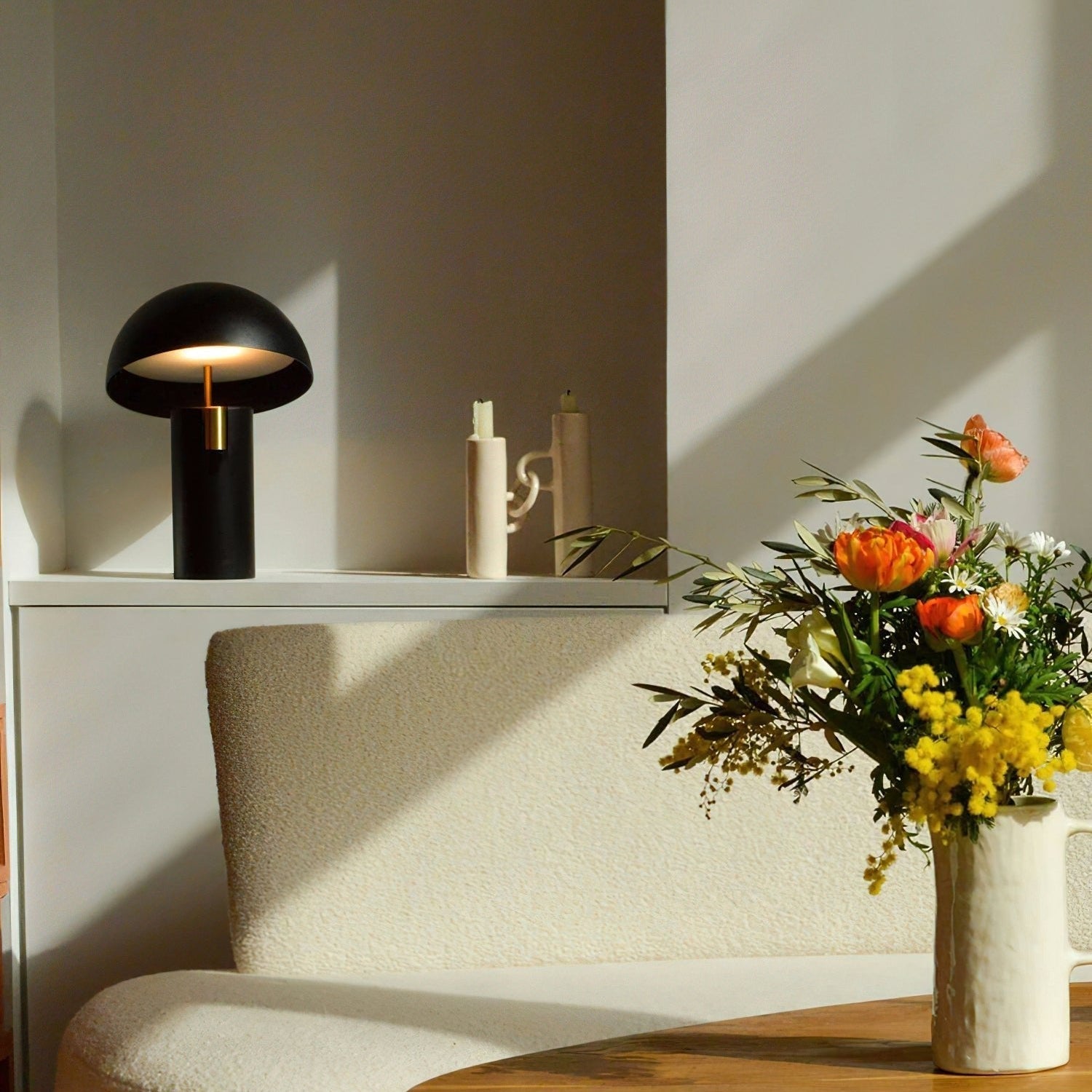 Tavos Table Lamp