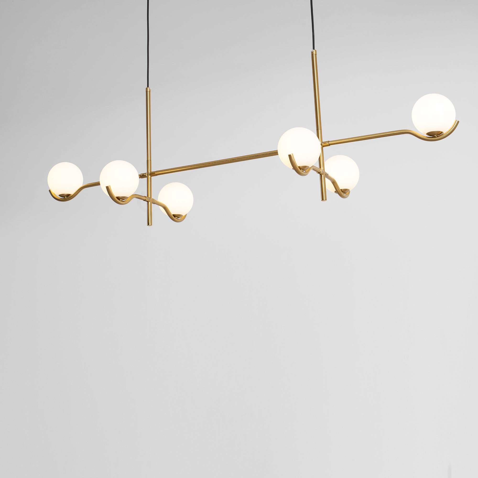 Lenyma Globe Pendant Light