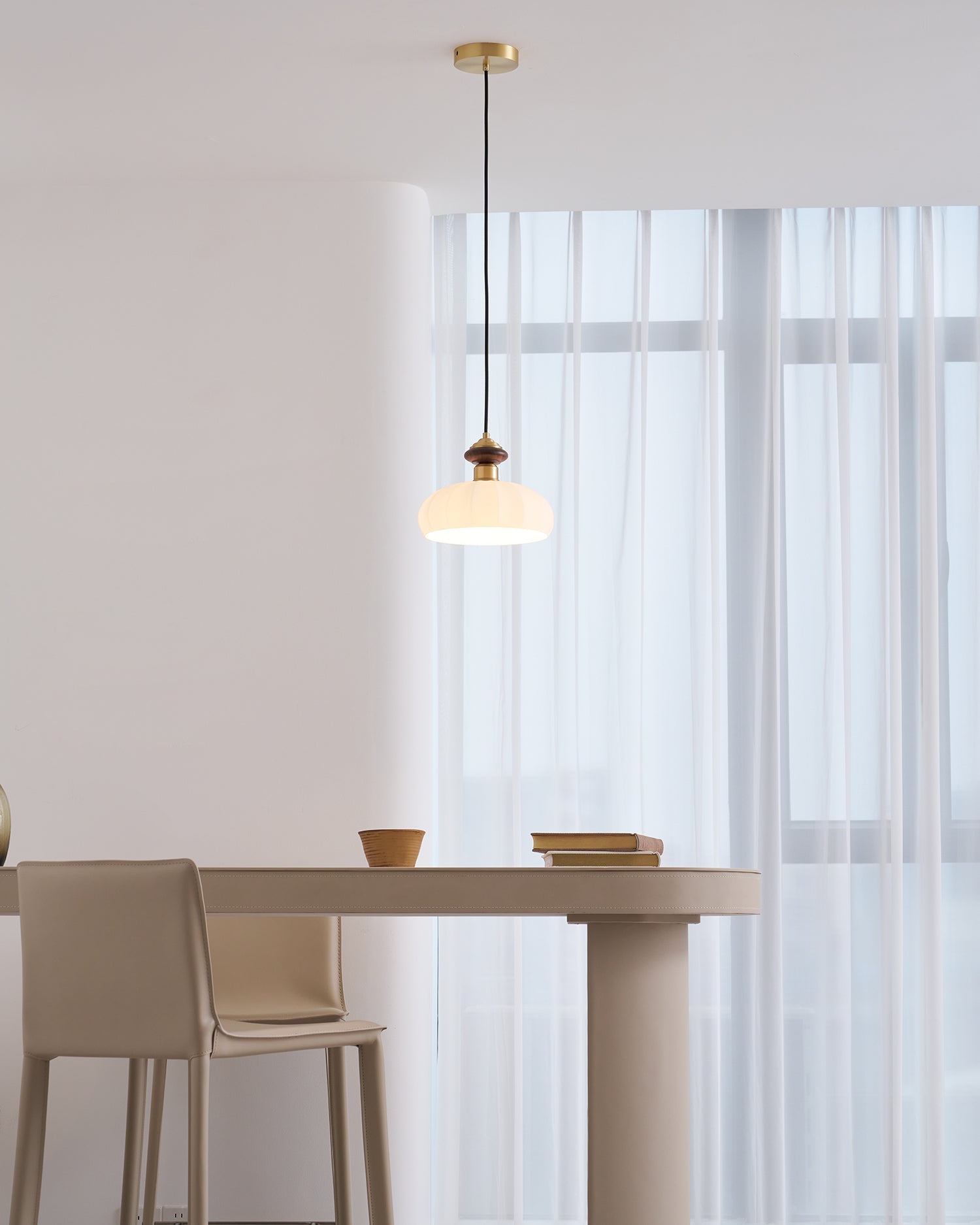 Brioia Vintage Pendant Light
