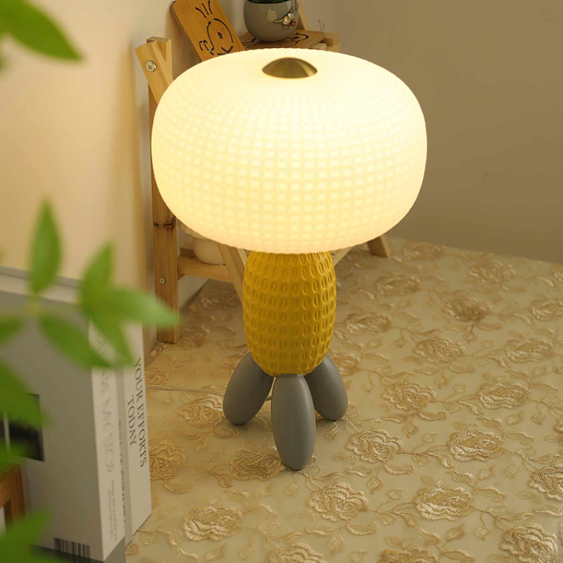 Boelof Table Lamp