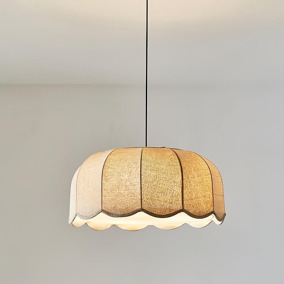 Benzana Leaf Pendant Light