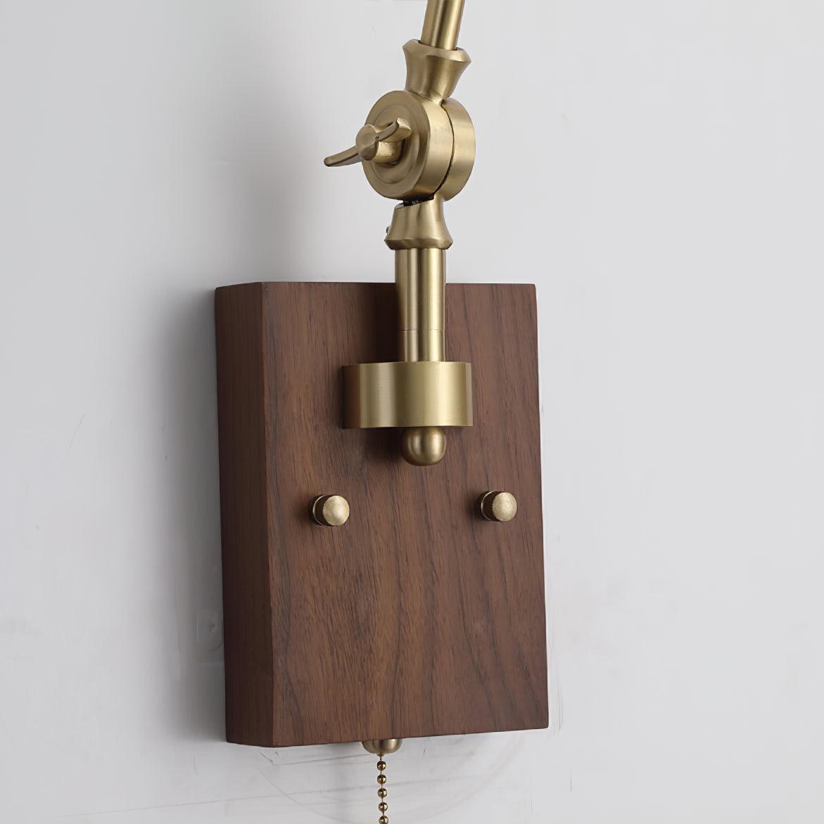 Molvik Wall Light