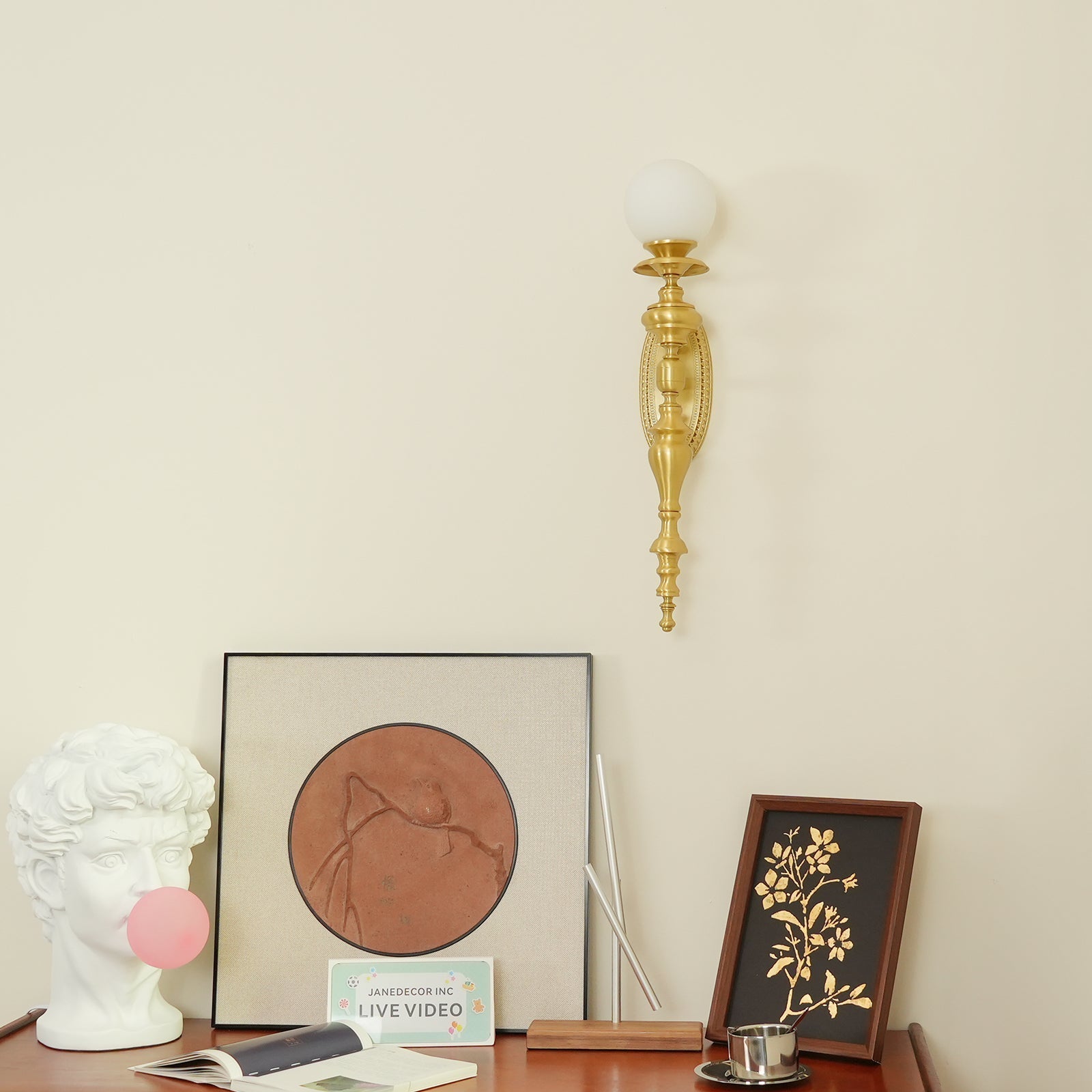 Solviera Wall Light