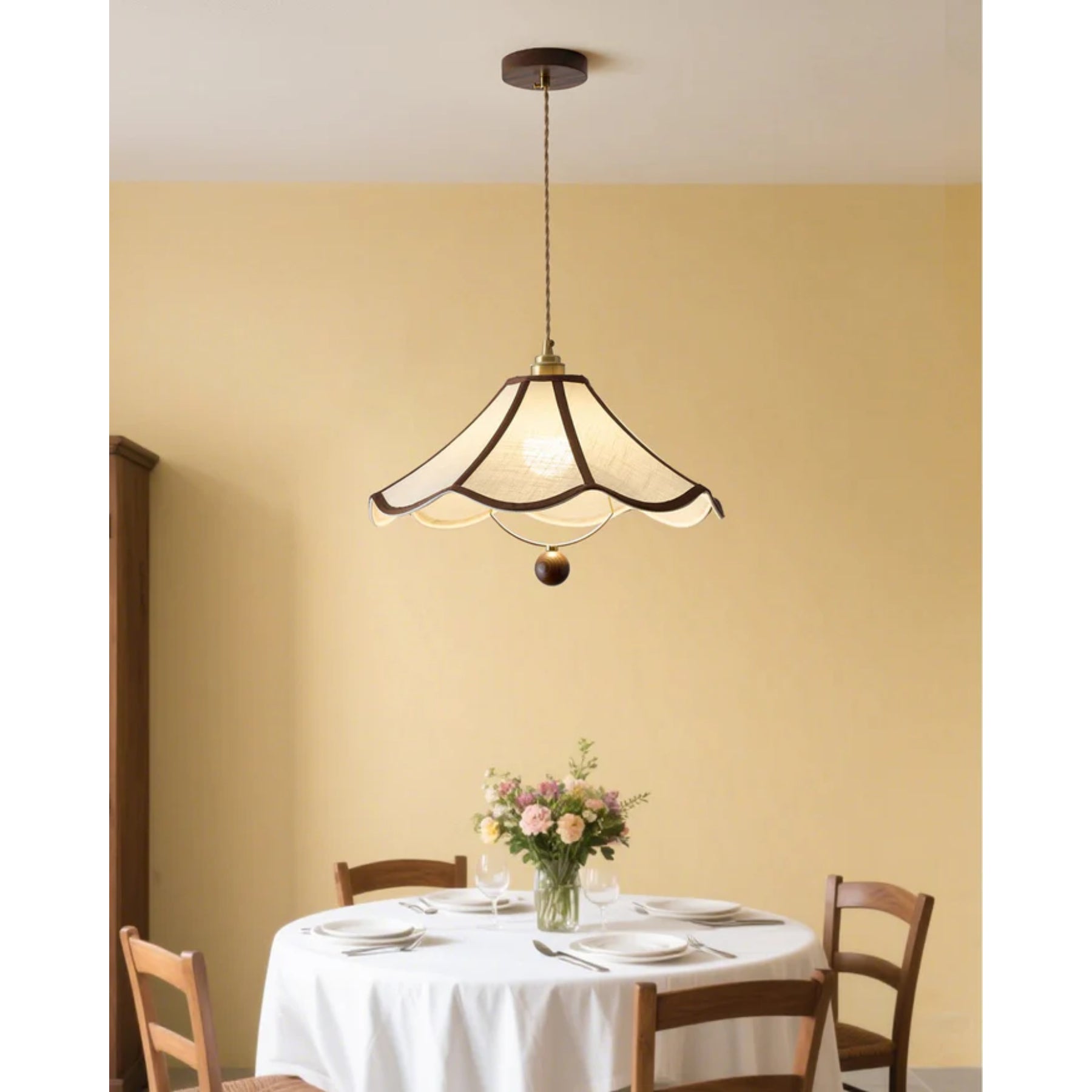 Bentis Pendant Light
