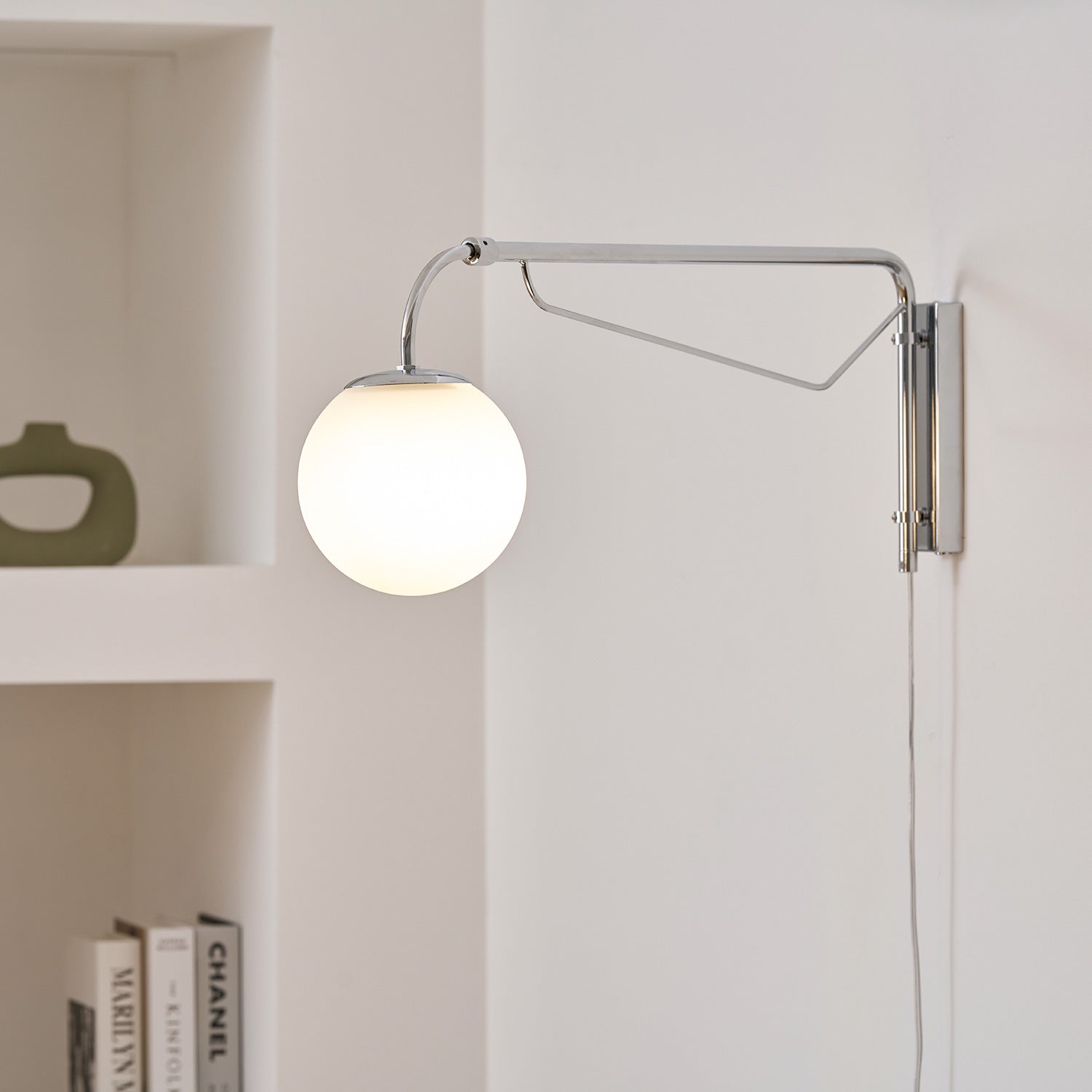 Jorarcove Adjustable Wall Light