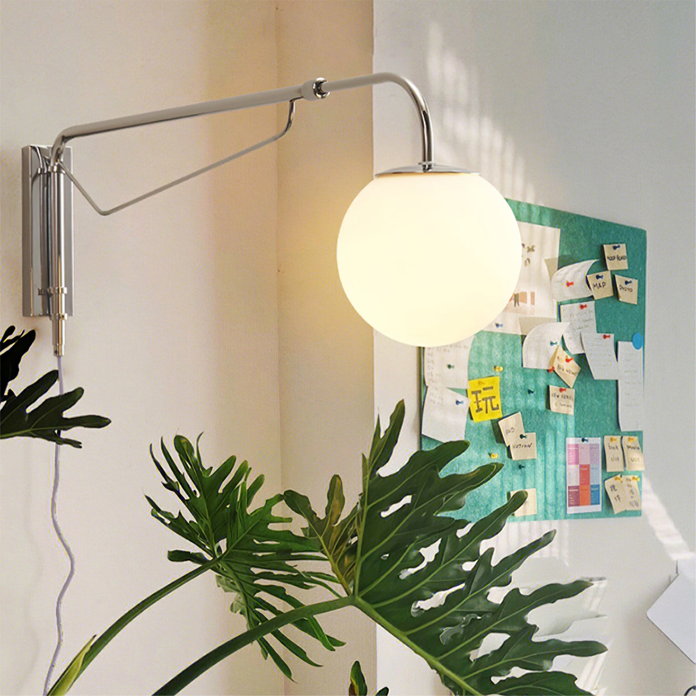 Jorarcove Adjustable Wall Light