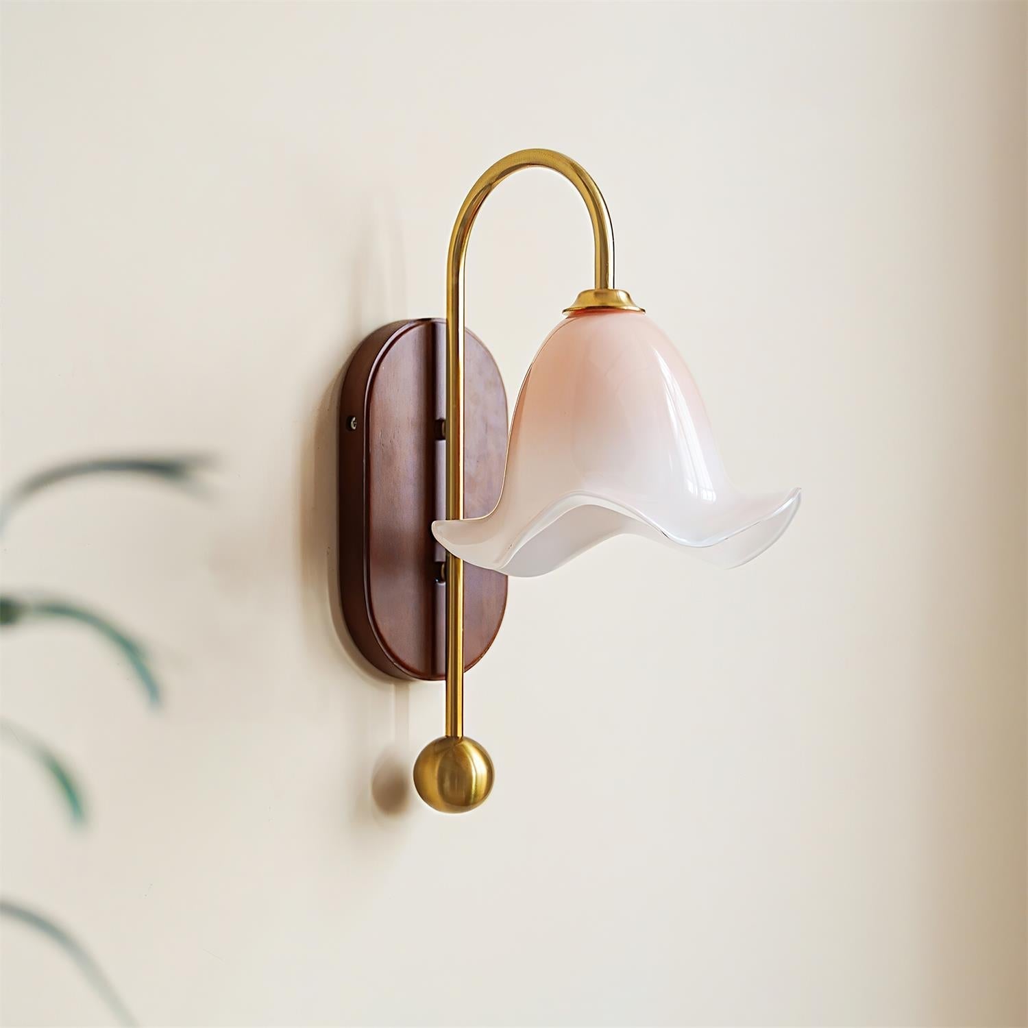 Loventis Wall Light