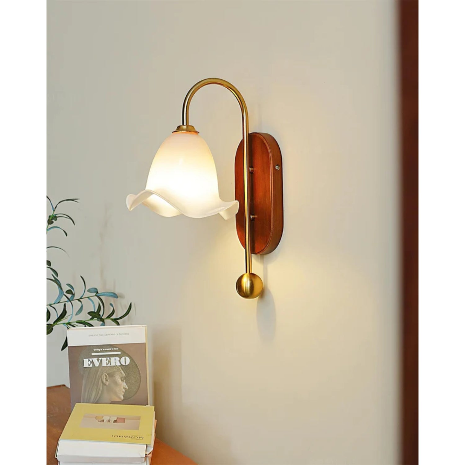 Loventis Wall Light
