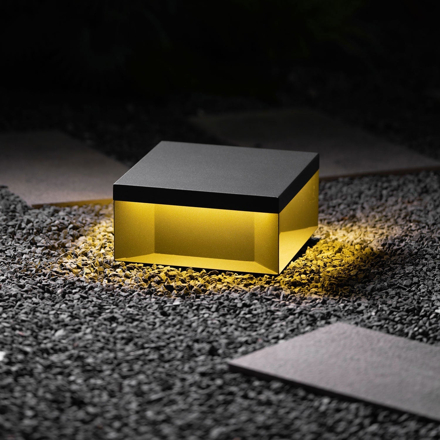 Krozan Outdoor Light