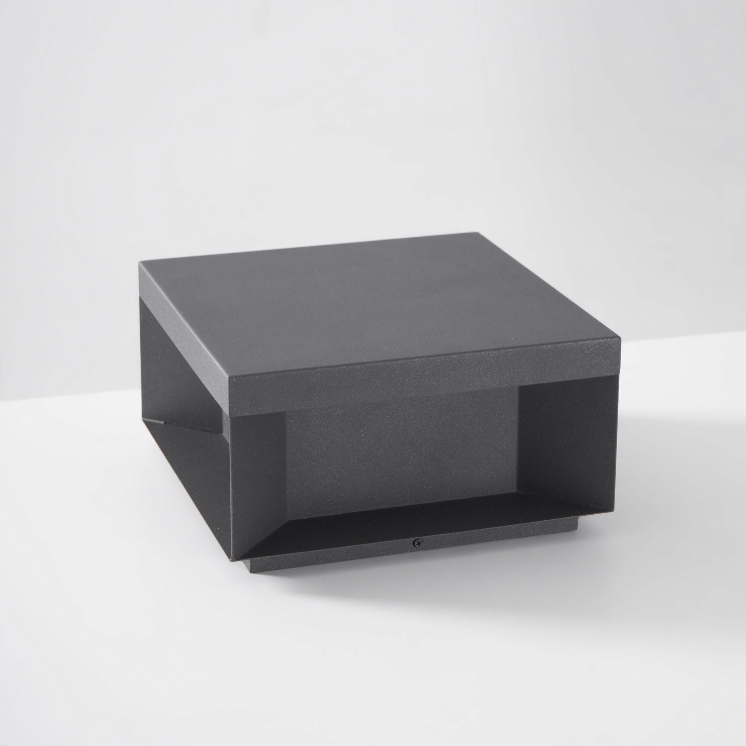Krozan Outdoor Light