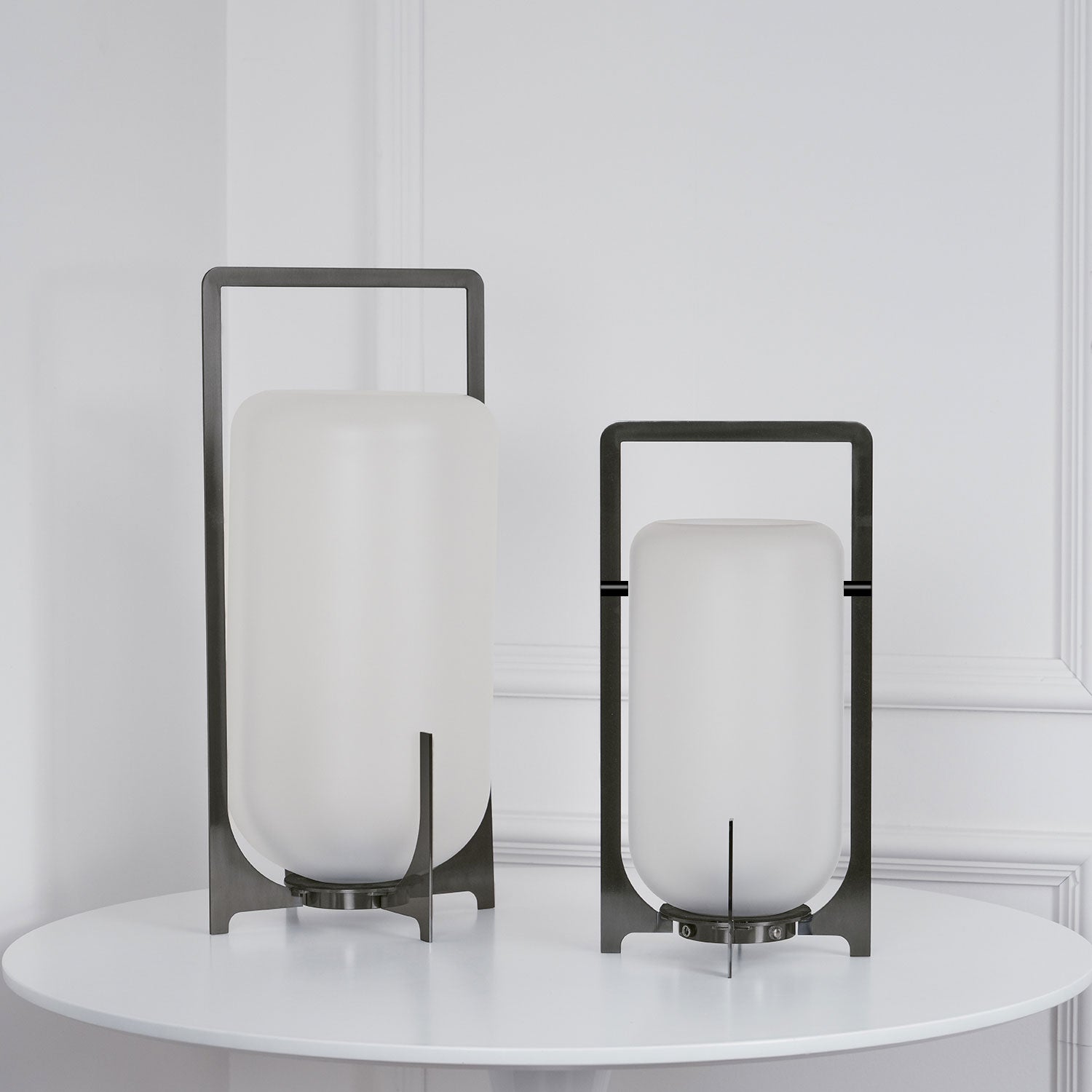 Somvian Table Lamp