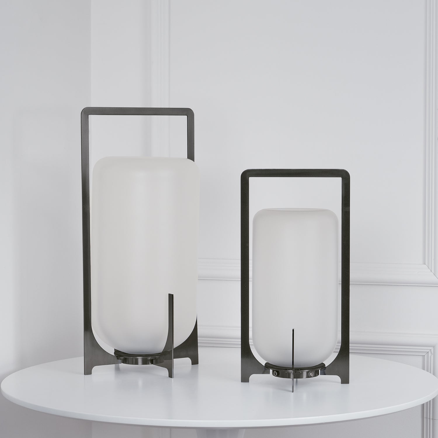 Somvian Table Lamp