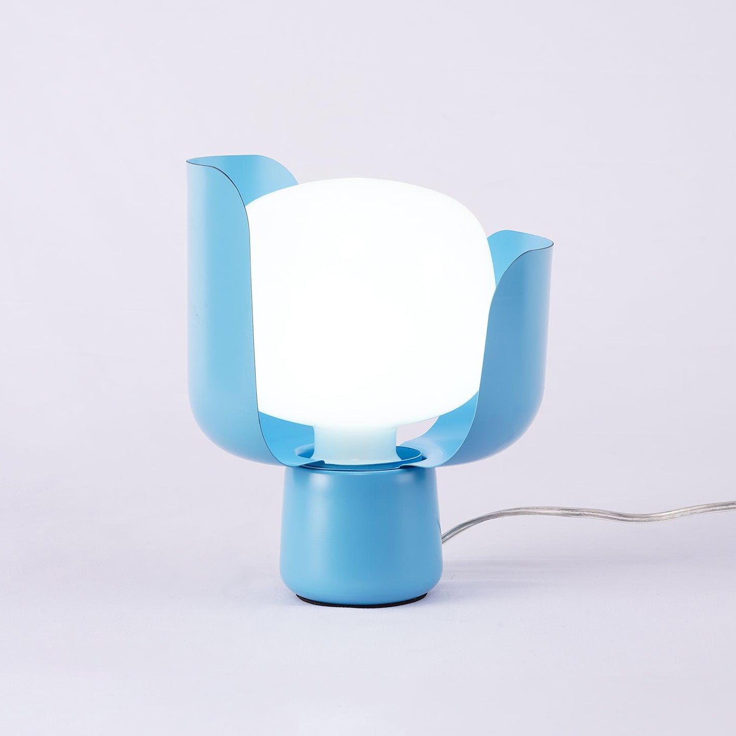 Tarima Table Lamp
