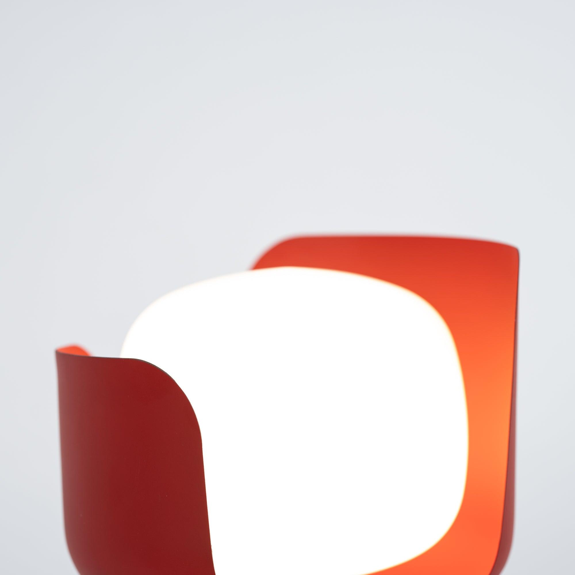 Tarima Table Lamp