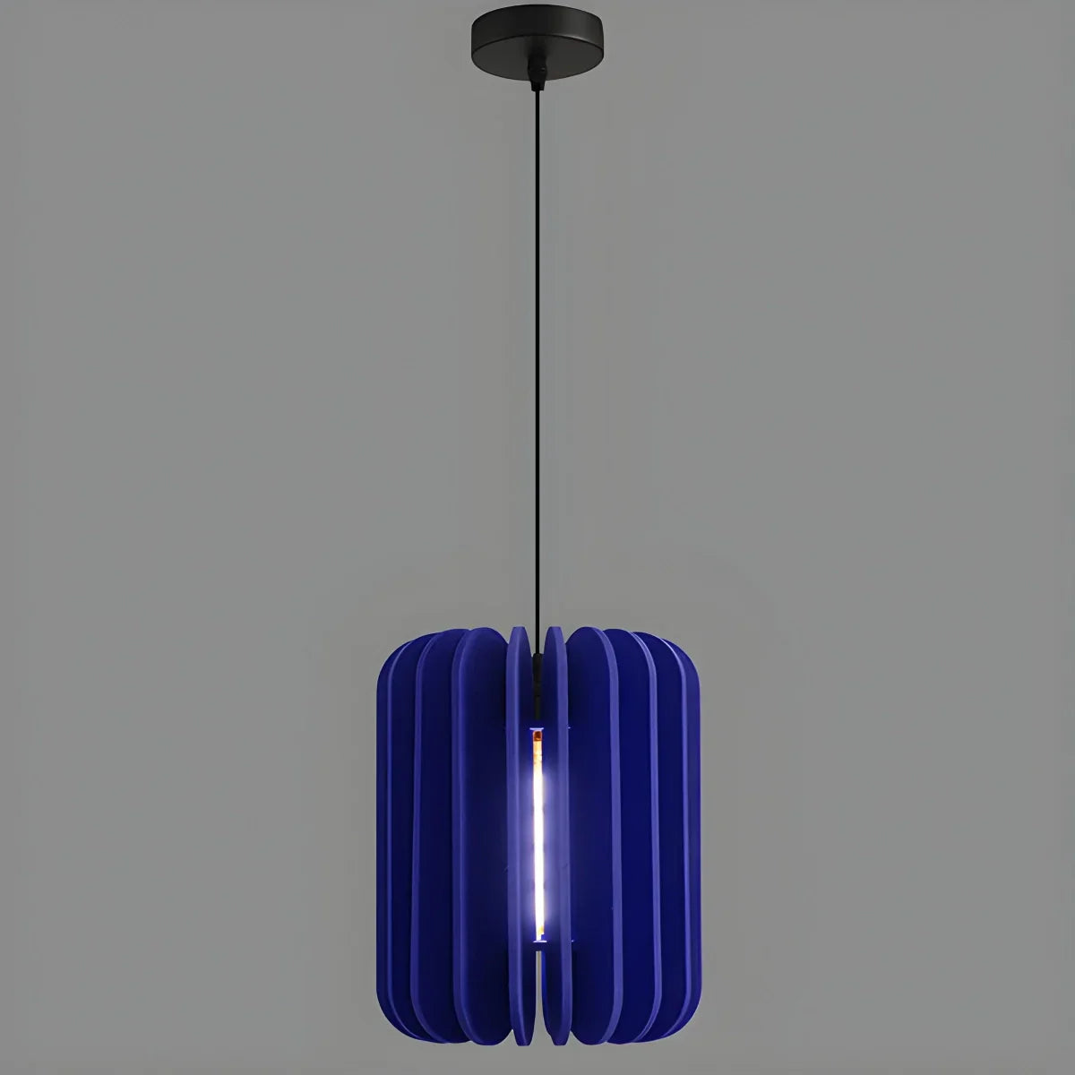 Skavo Pendant Light