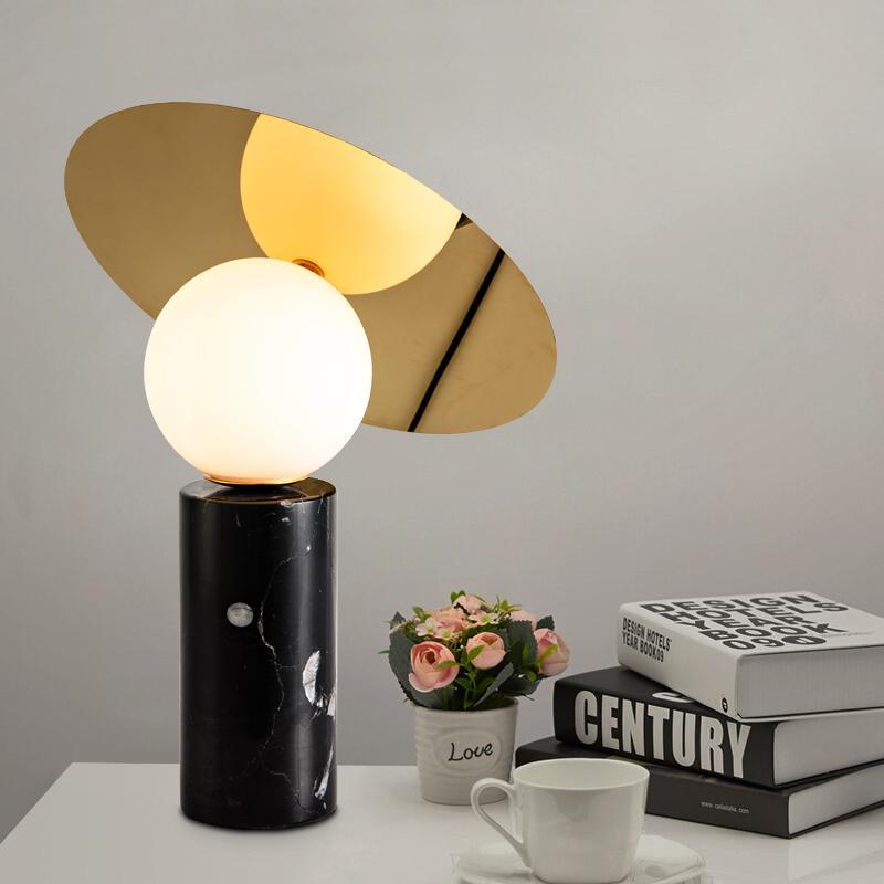 Loba Disc Table Lamp