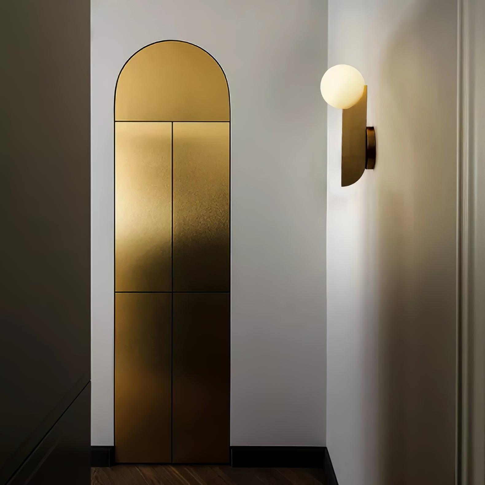 Lemtyse Wall Light