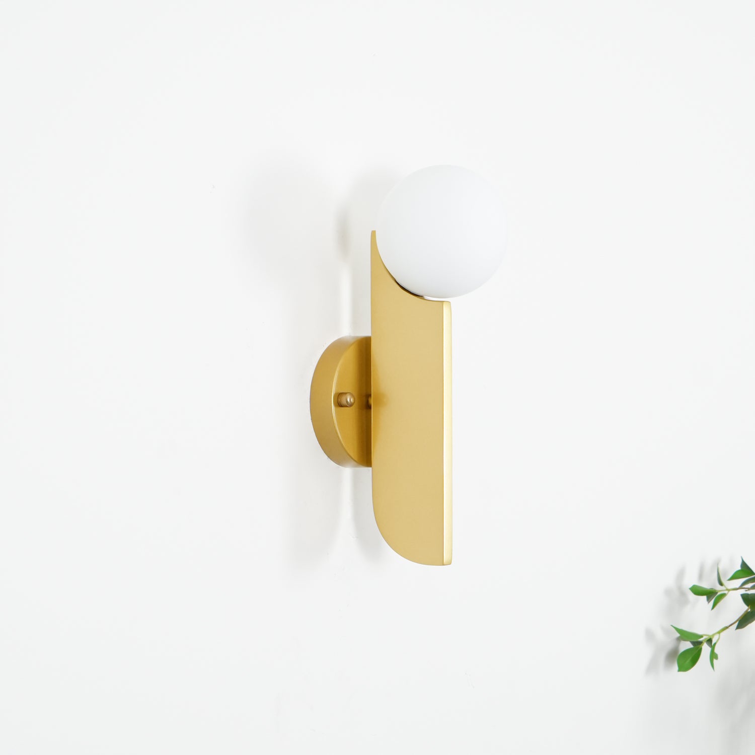 Lemtyse Wall Light