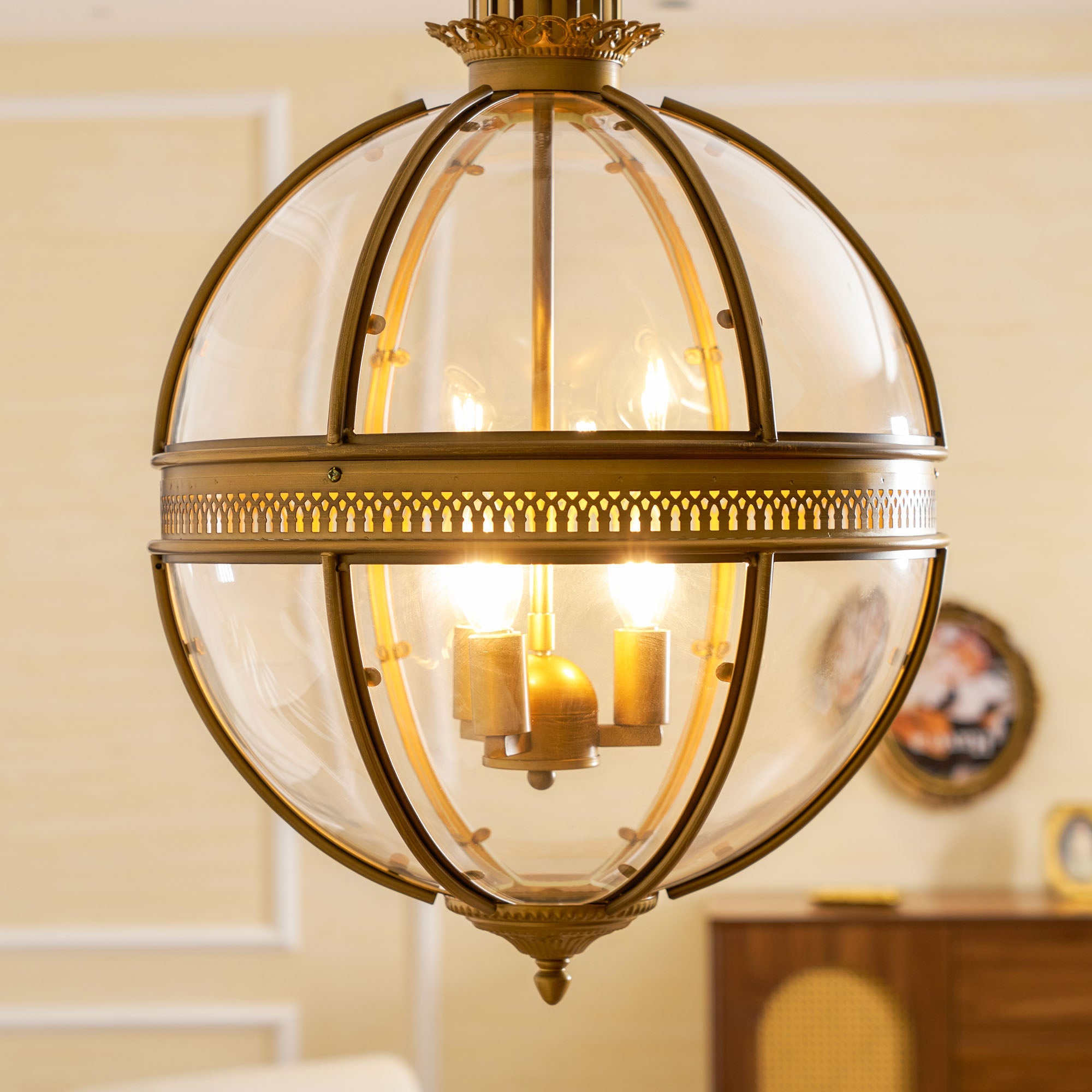Lorenca Classic Pendant Light
