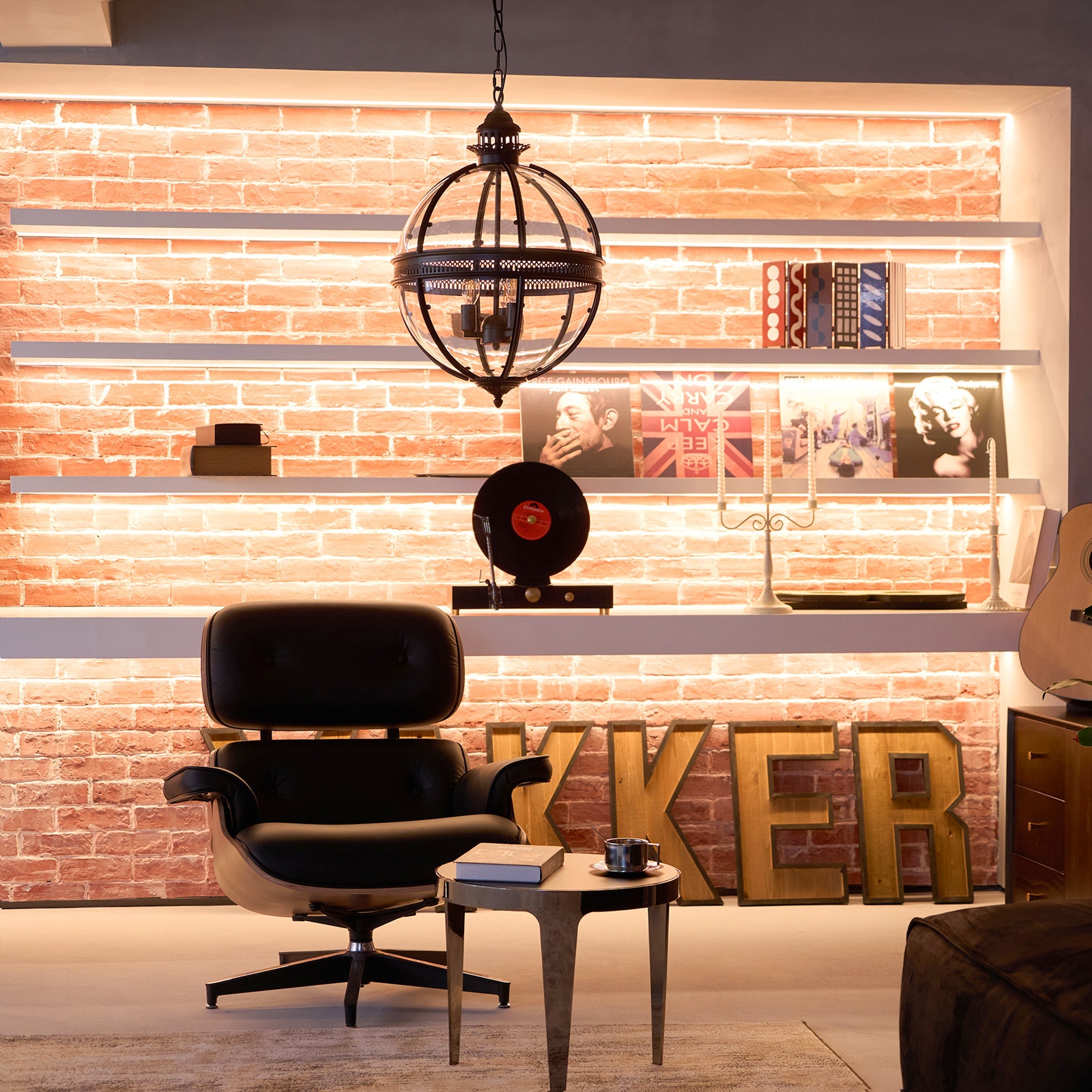 Lorenca Classic Pendant Light