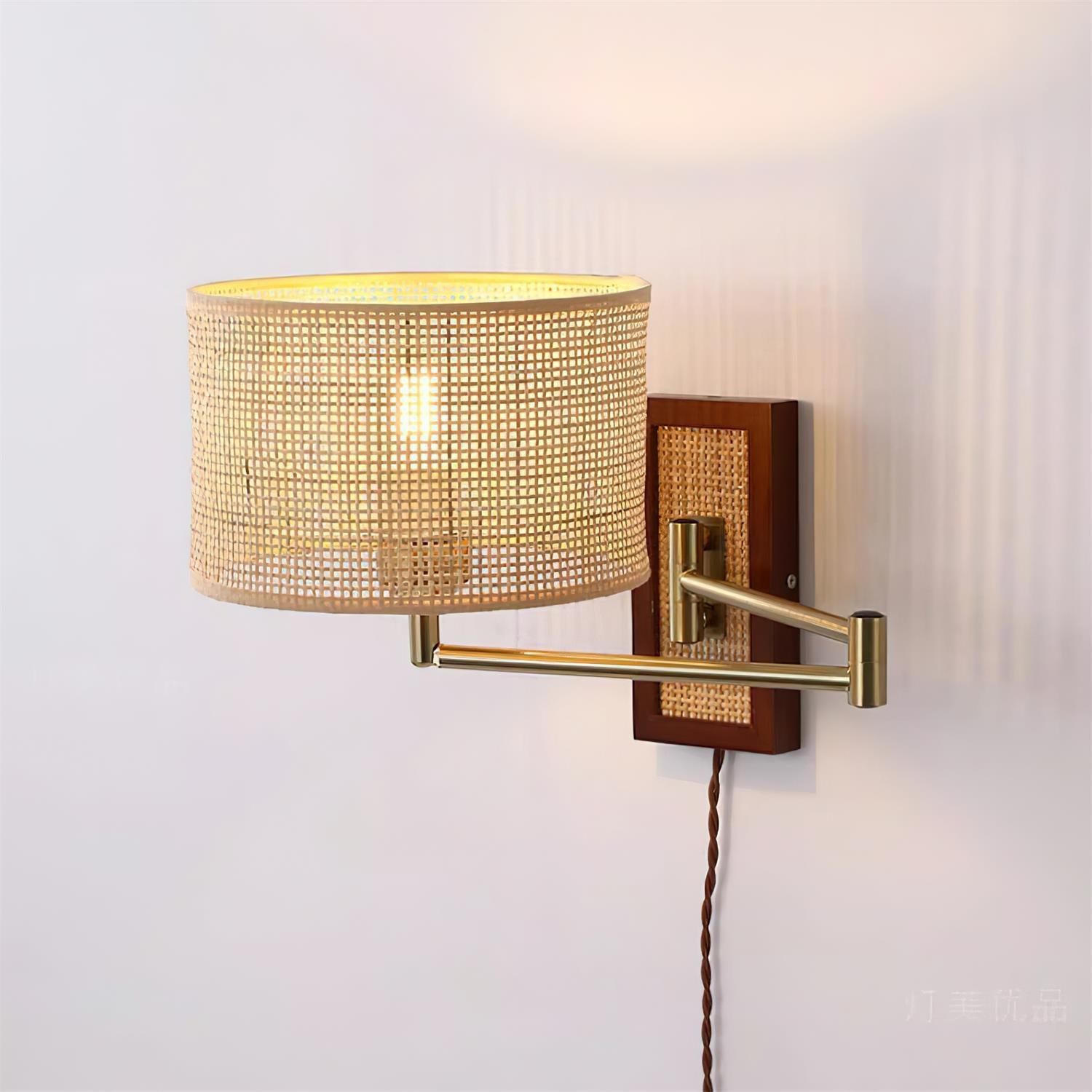 Nemiro Wall Light