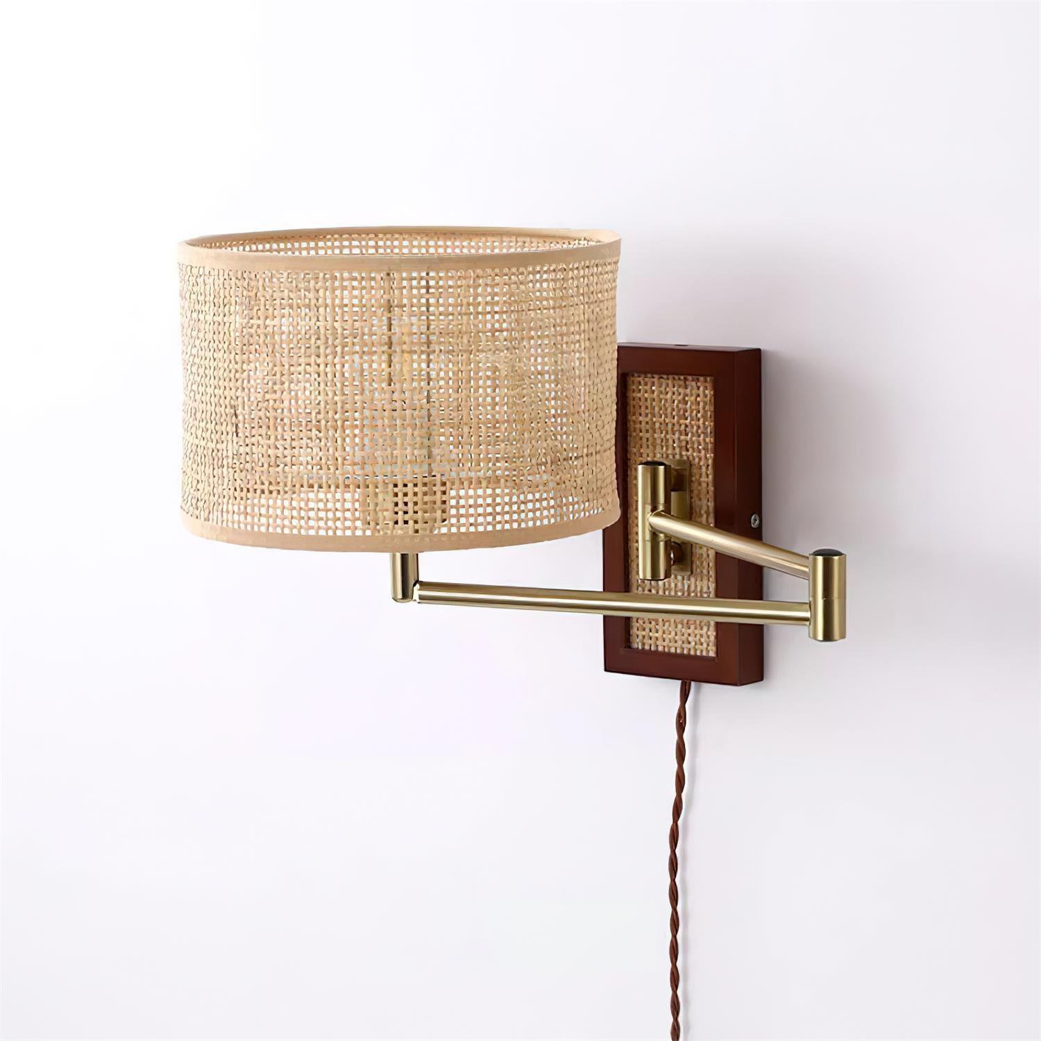 Nemiro Wall Light