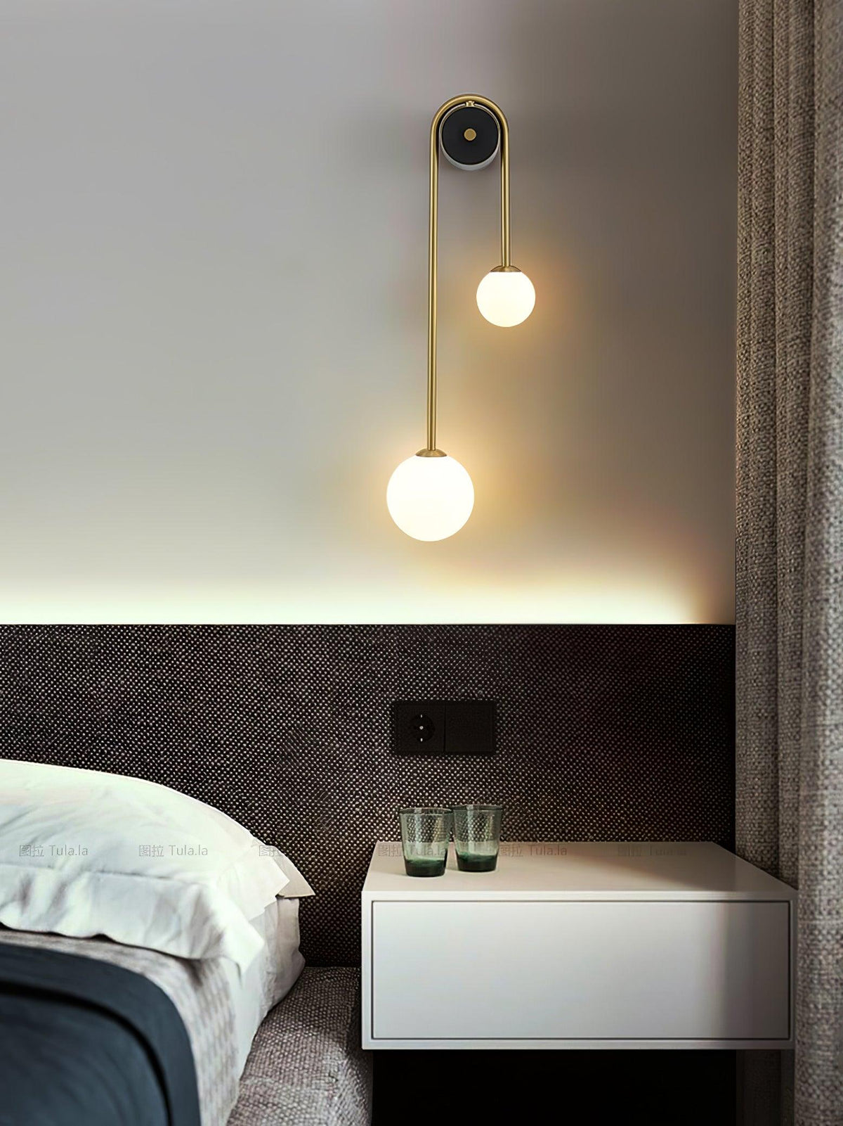 Aldleyis Arched Wall Light