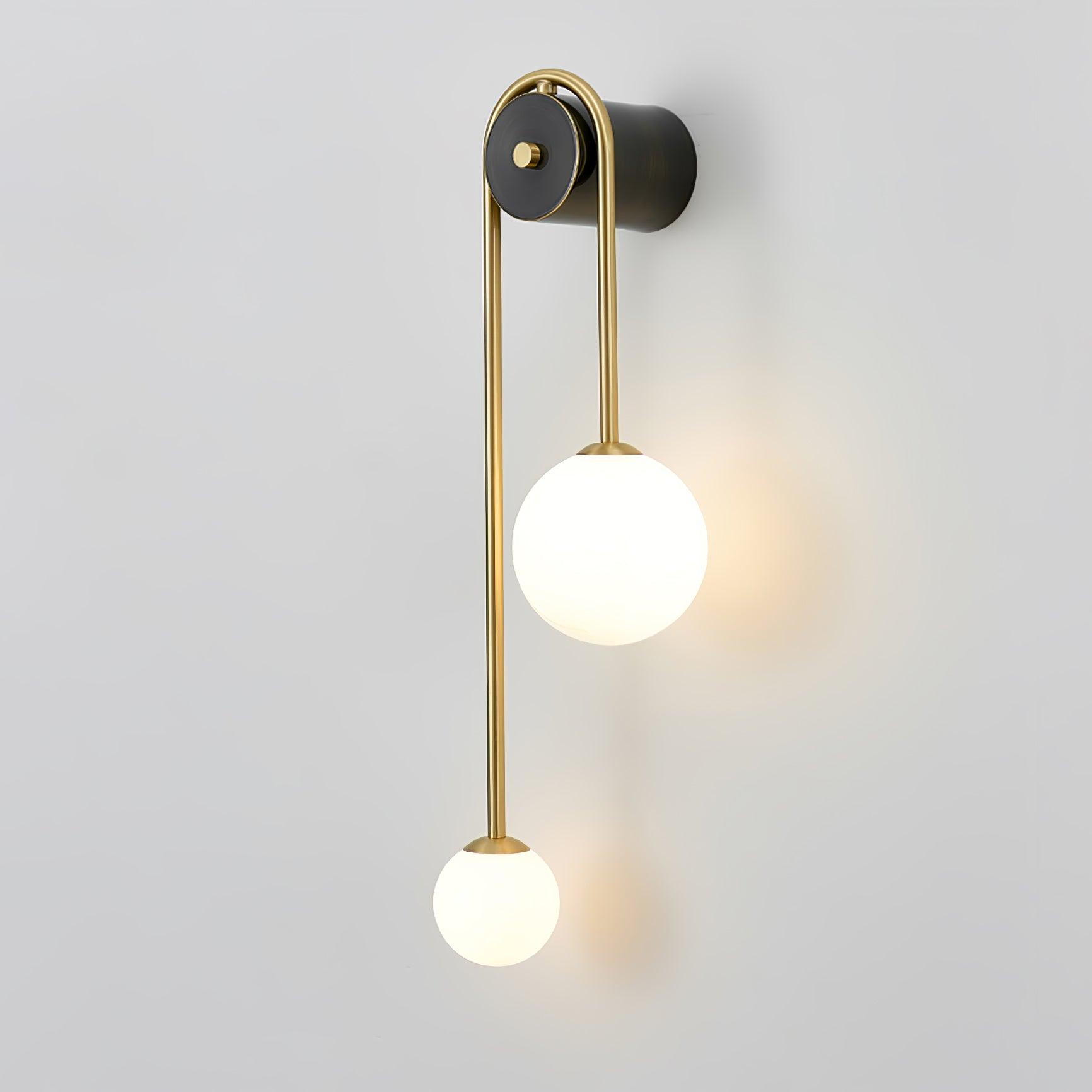 Skavon Wall Light