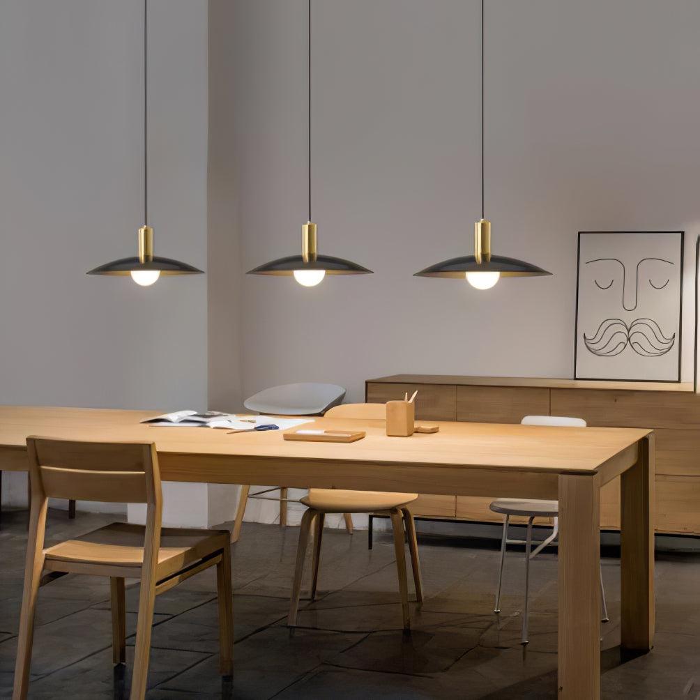 Traoz Pendant Light