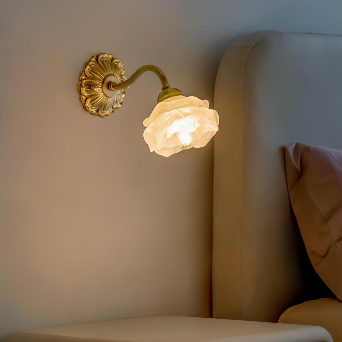 Lisaro Flower Wall Light