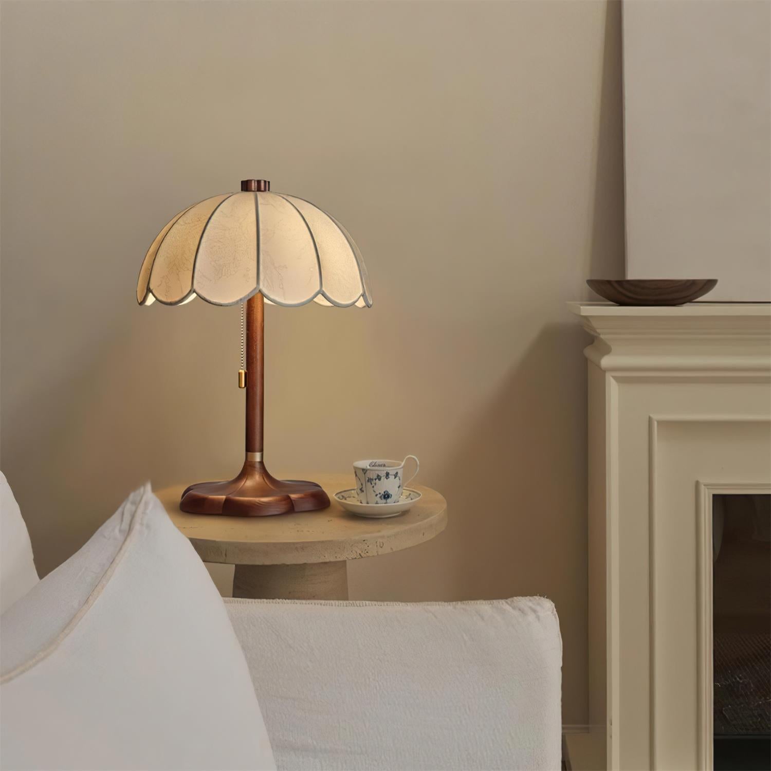 Brelzoria Table Lamp