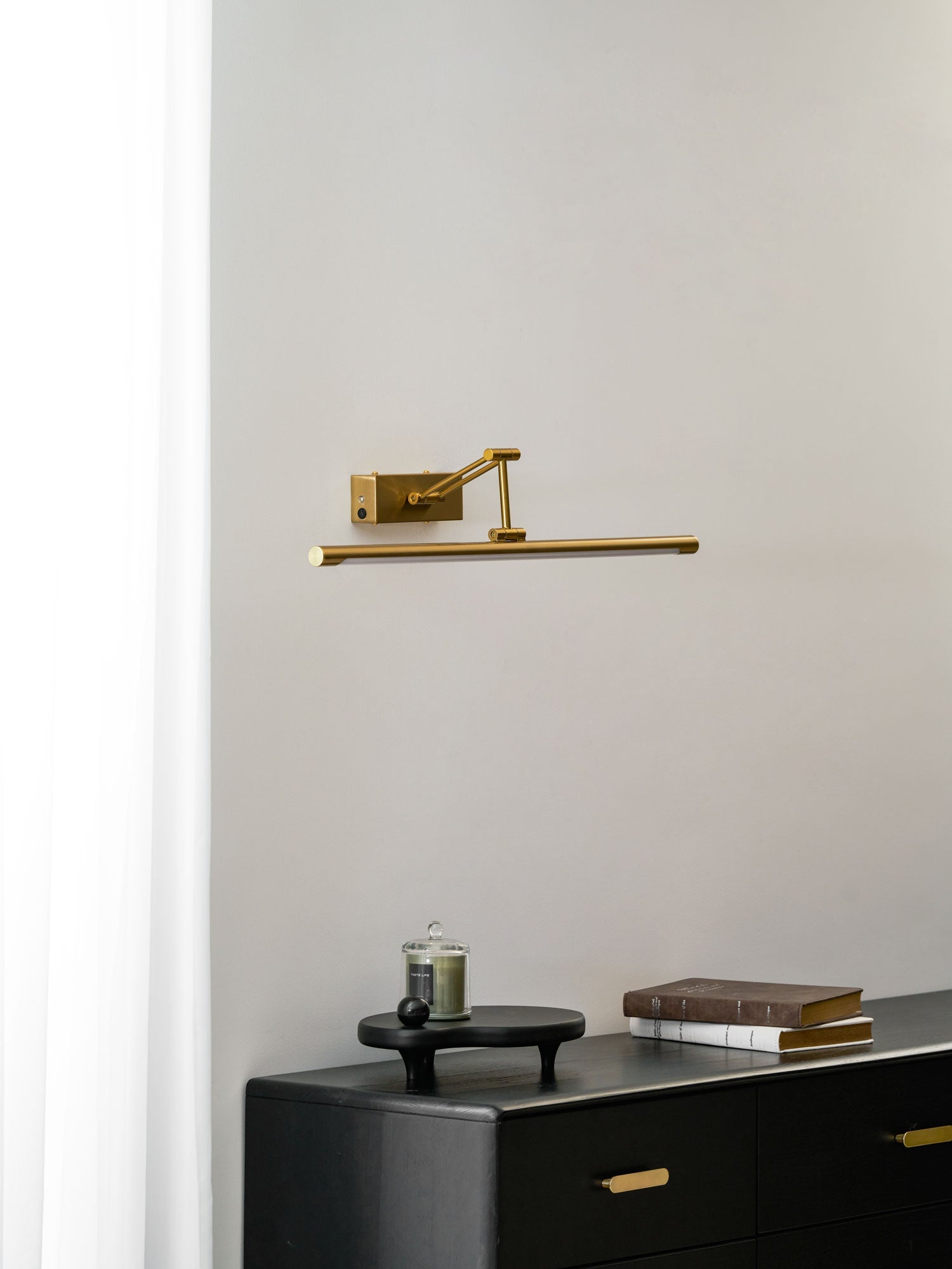 Aldlina Linear Wall Light