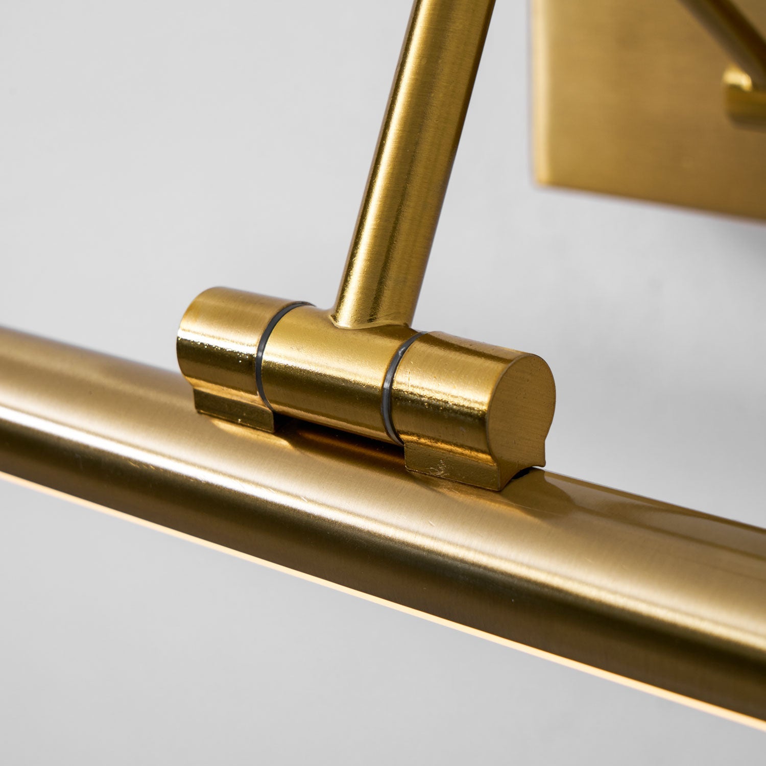 Aldlina Linear Wall Light