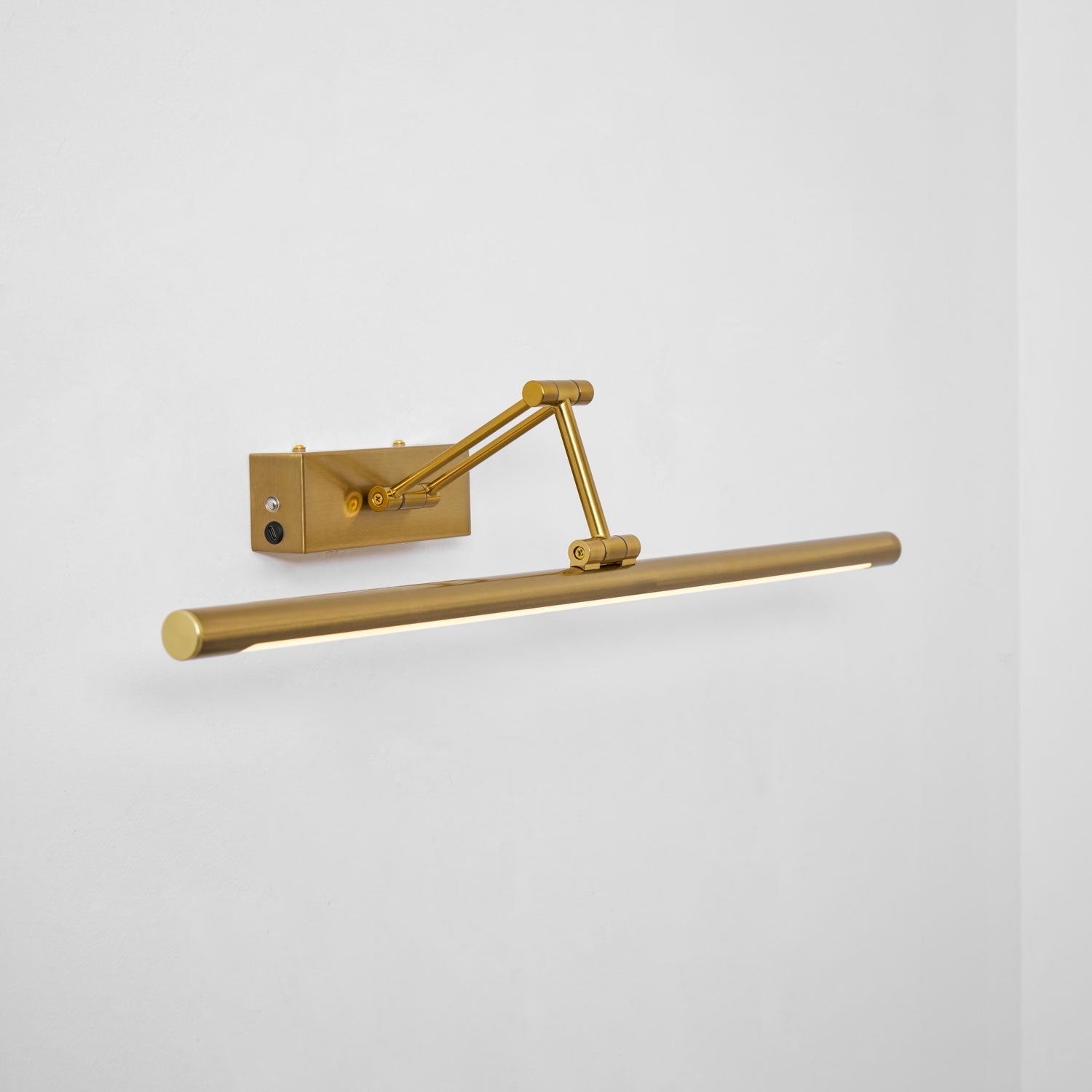 Aldlina Linear Wall Light