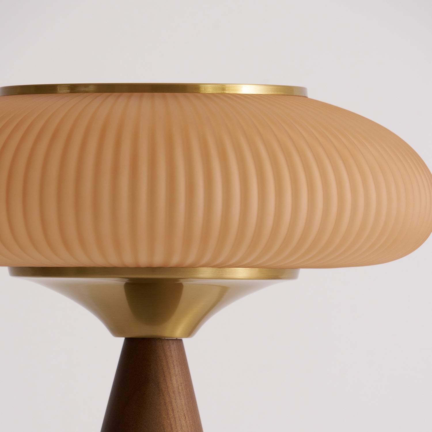 Conical Matsuteko Table Lamp