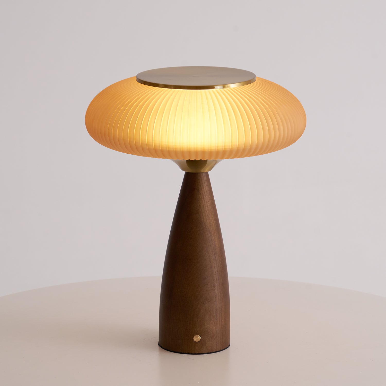 Conical Matsuteko Table Lamp