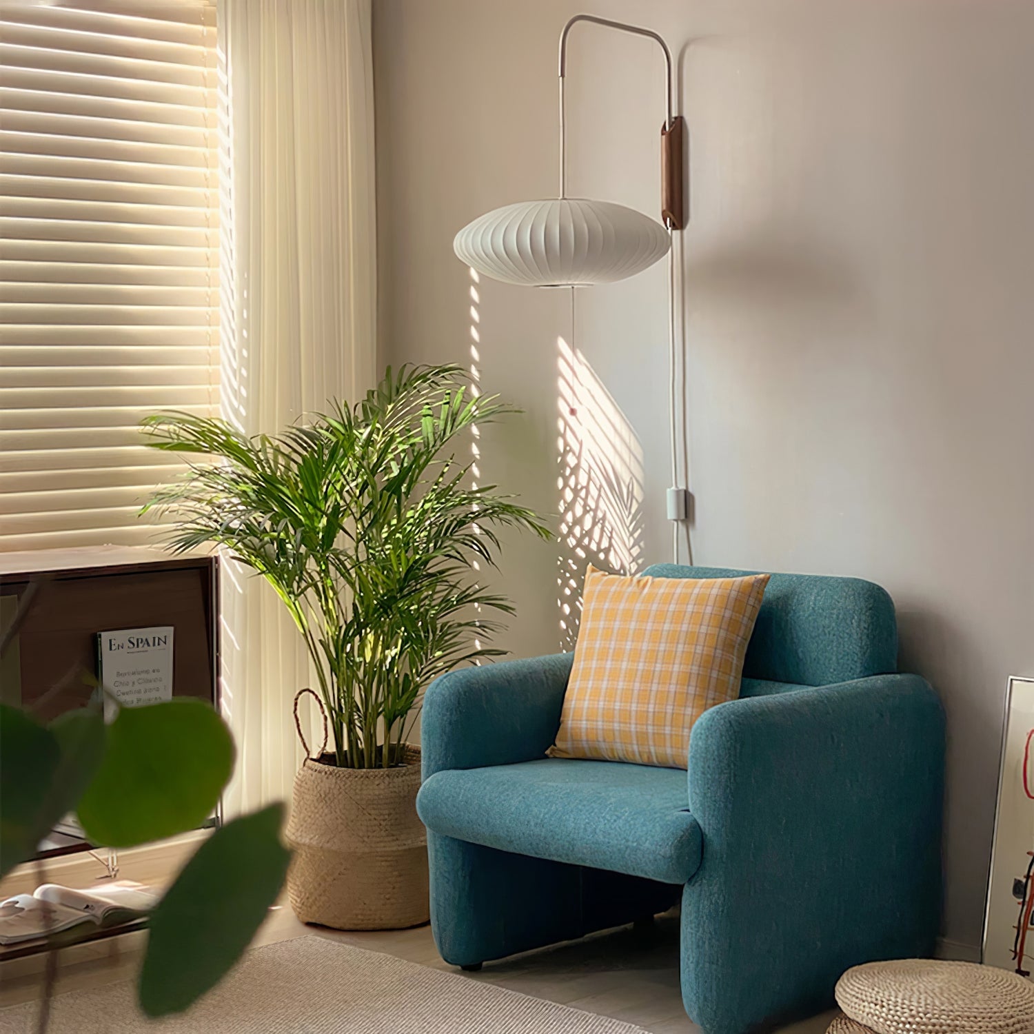 Wrenvae Wall Light