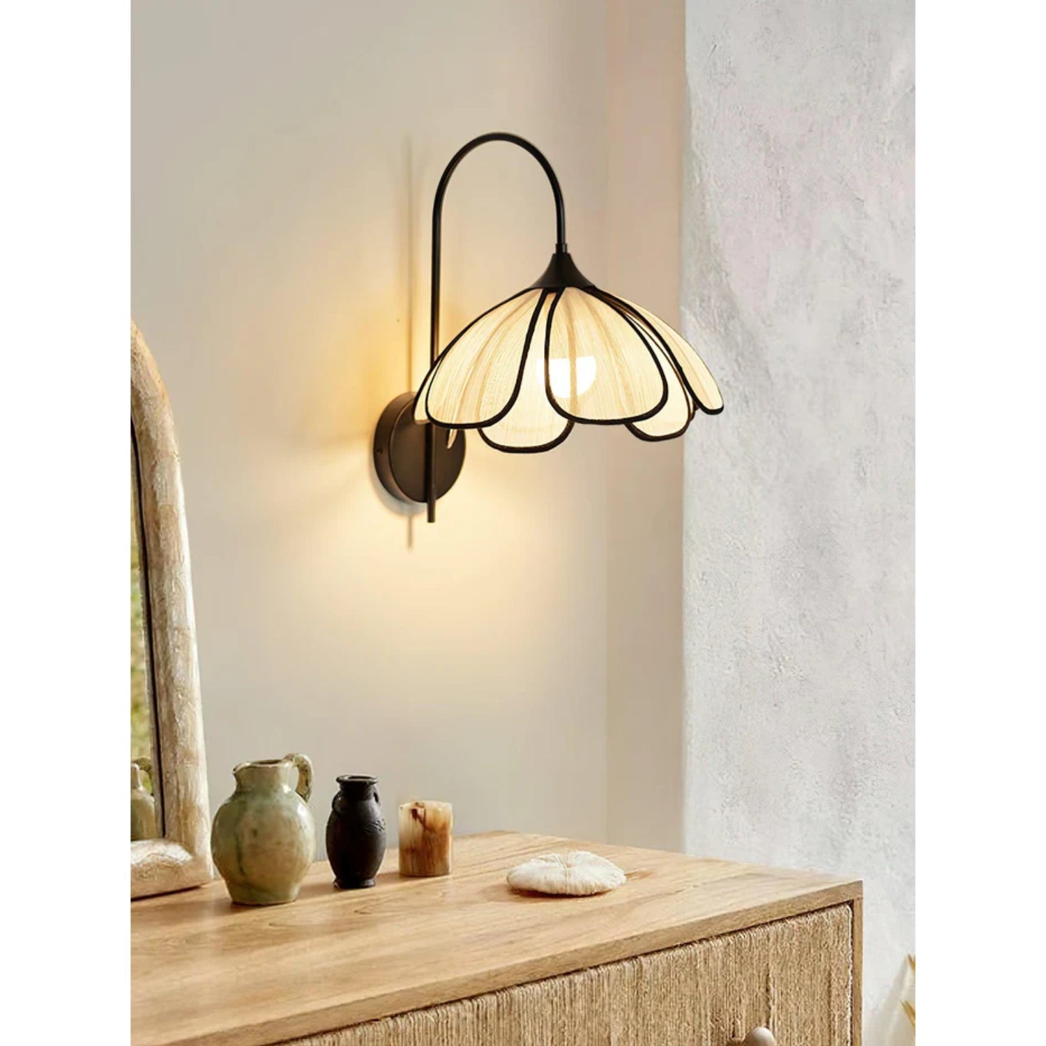 Mozy Flower Wall Light