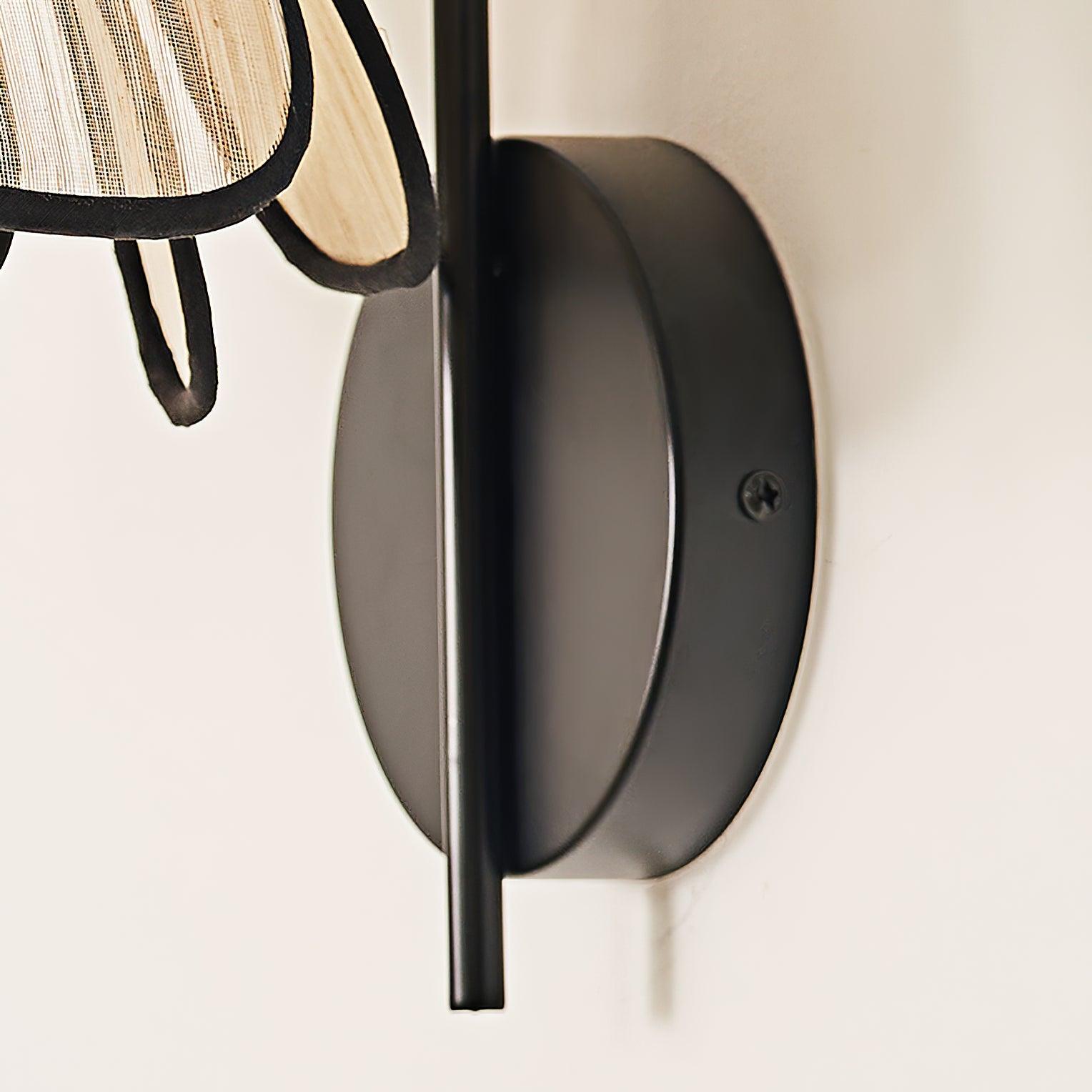 Mozy Flower Wall Light