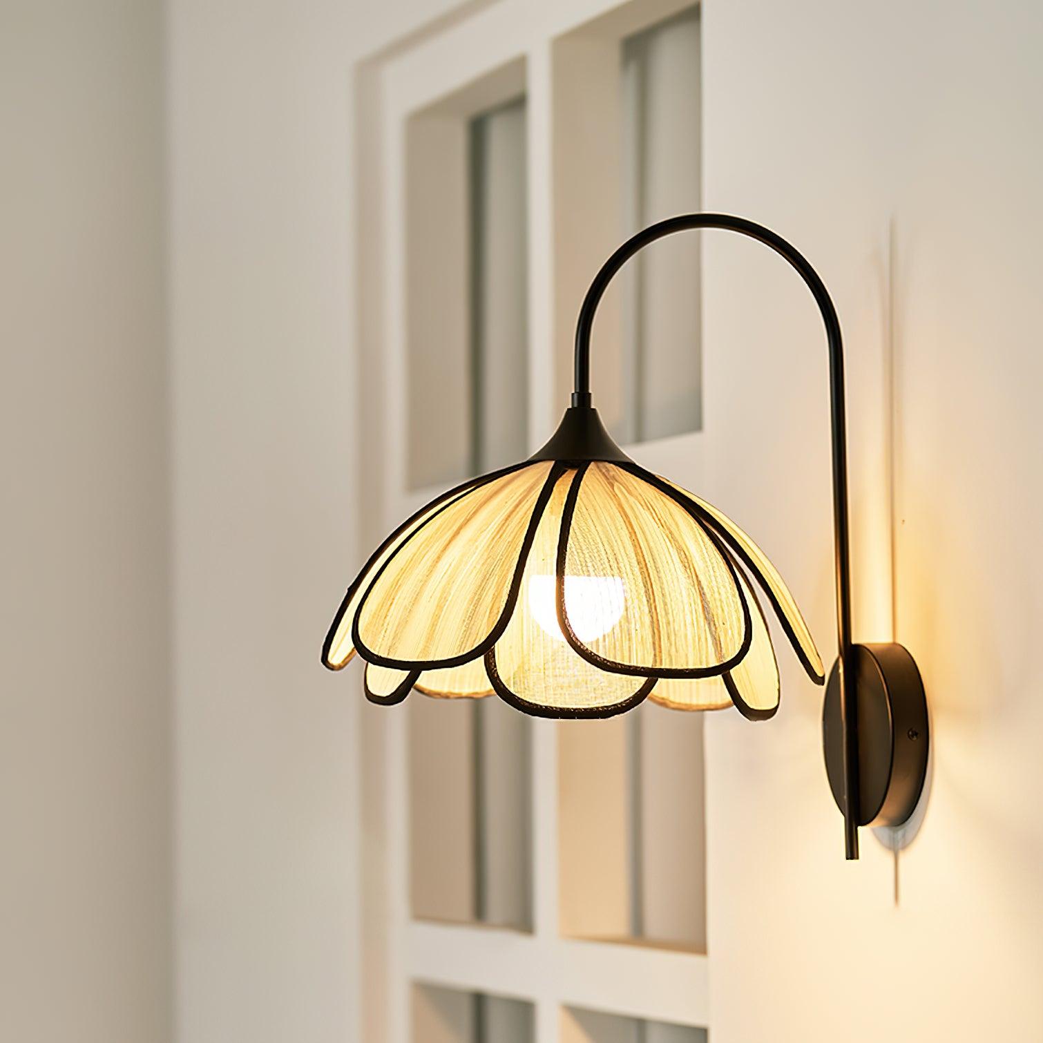 Mozy Flower Wall Light