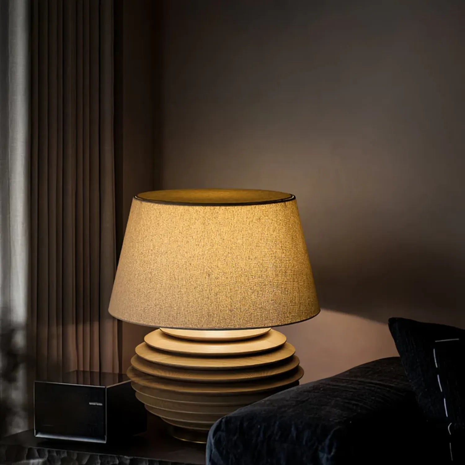 Vocaden Table Lamp