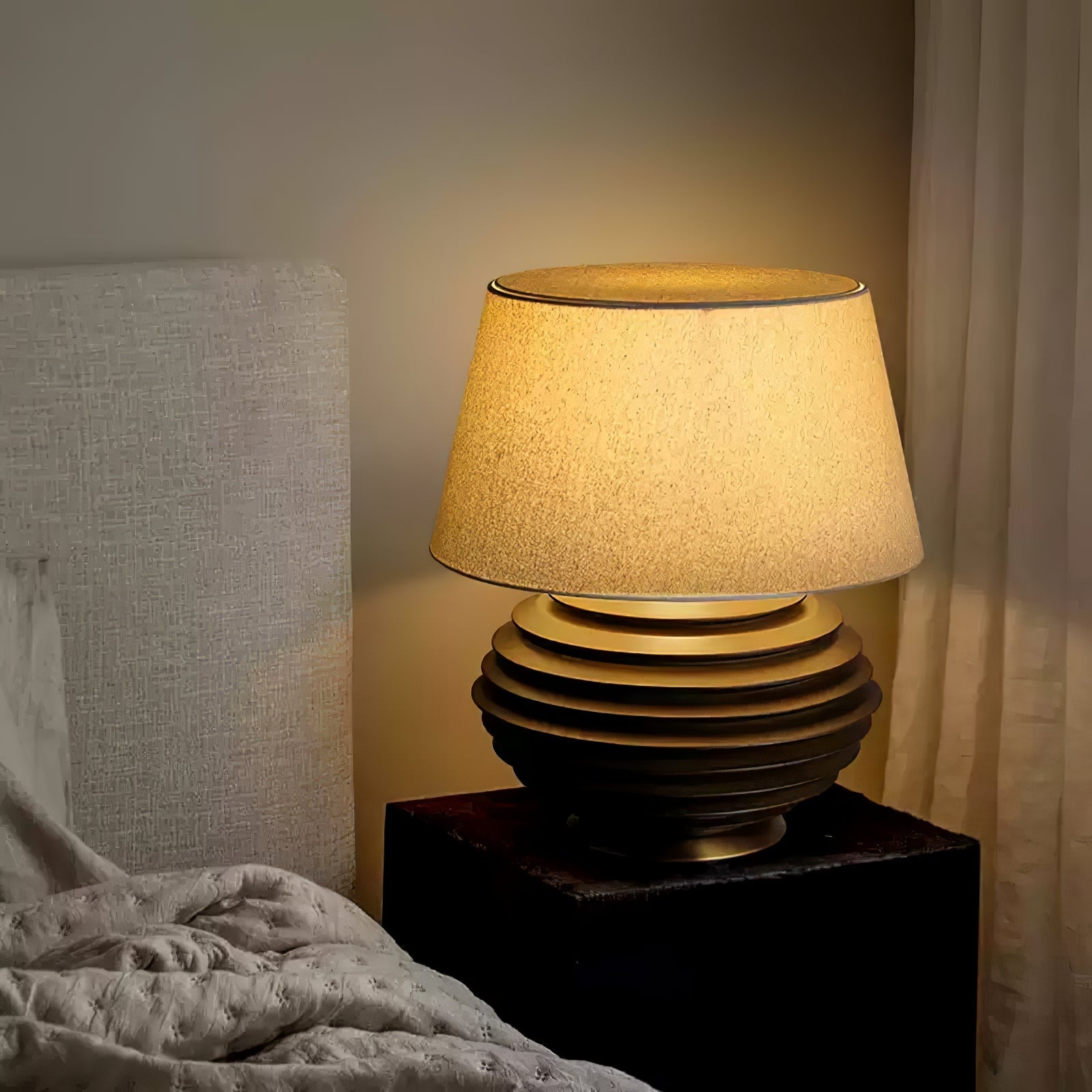 Vocaden Table Lamp