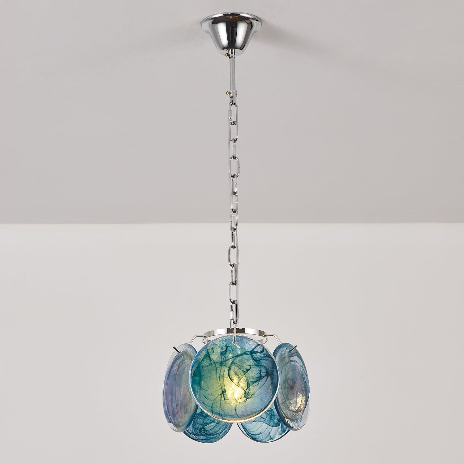 Cloavis Tiffany Pendant Light