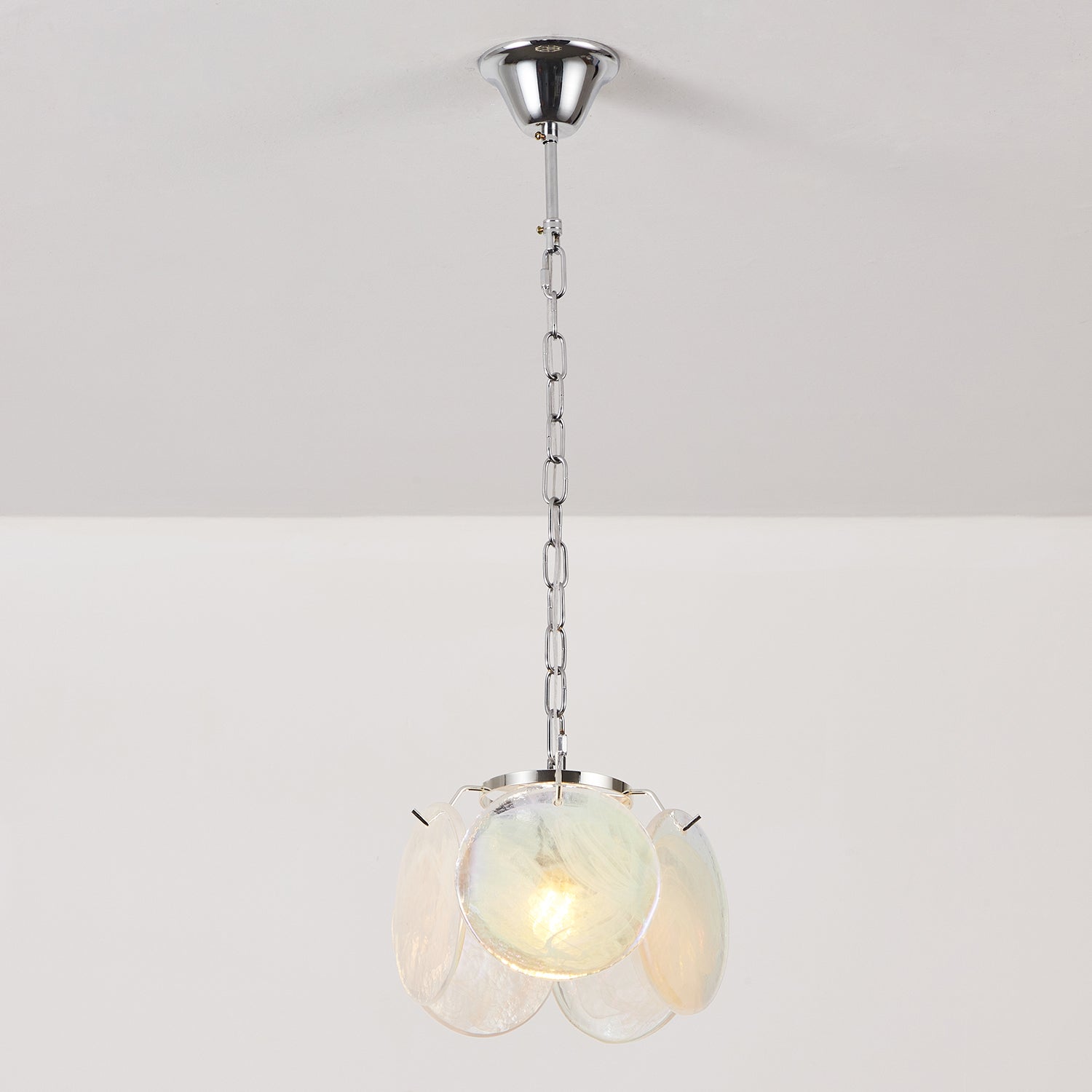 Cloavis Tiffany Pendant Light