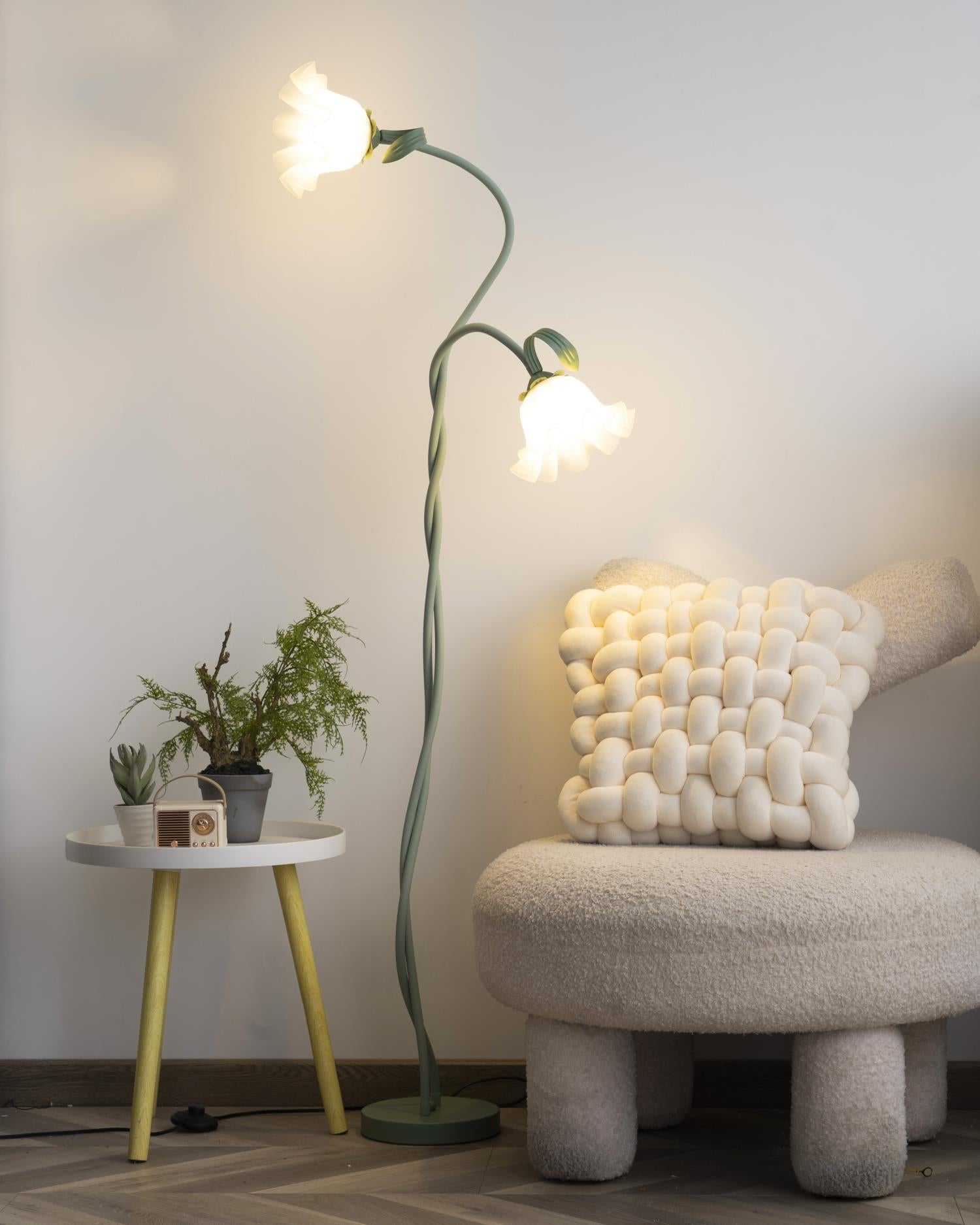 Wrenayo Floral Floor Lamp