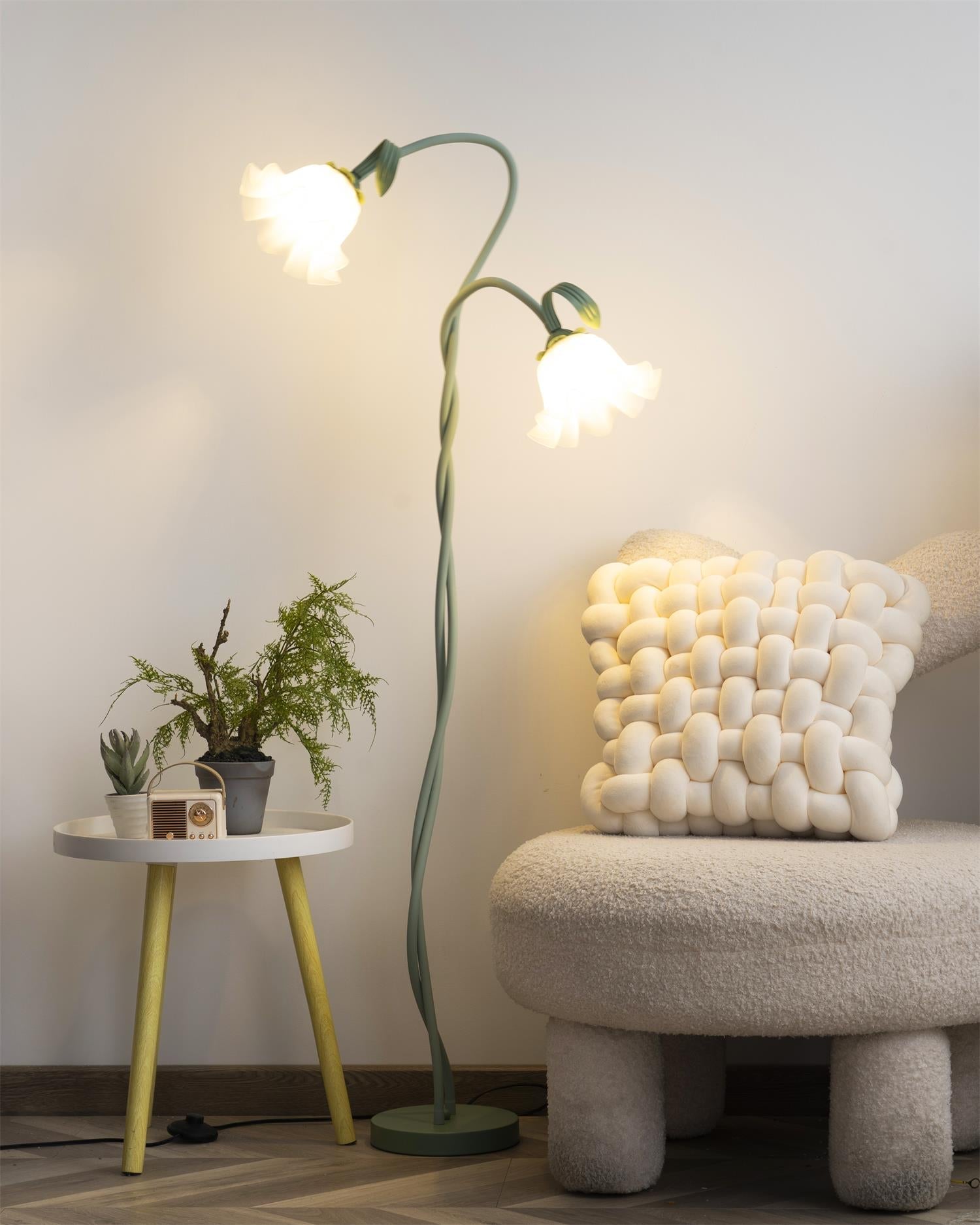 Wrenayo Floral Floor Lamp