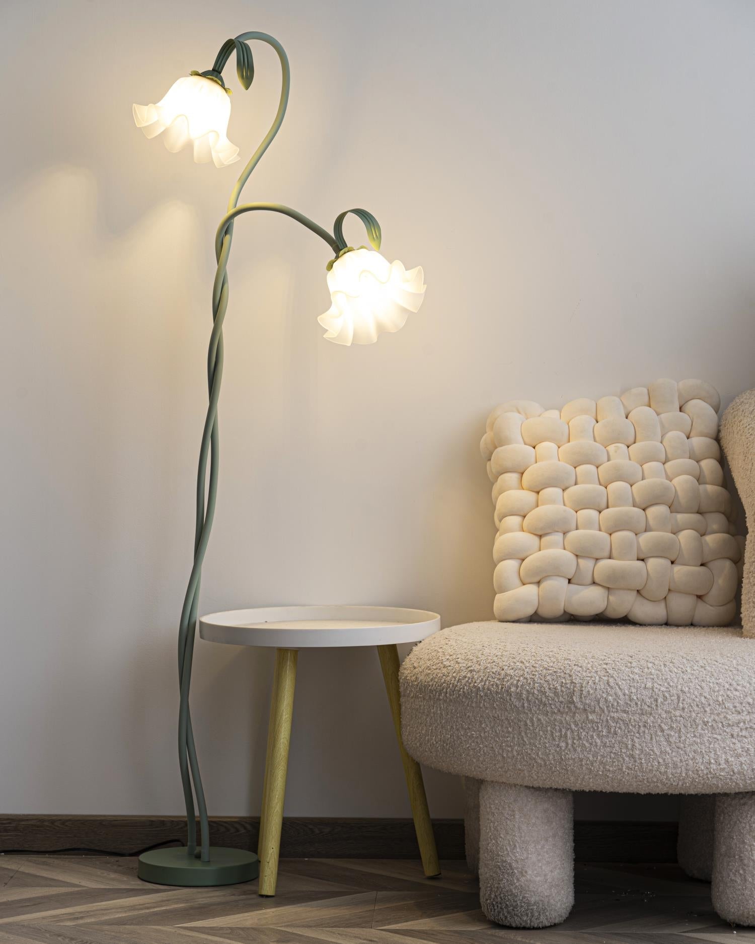 Wrenayo Floral Floor Lamp