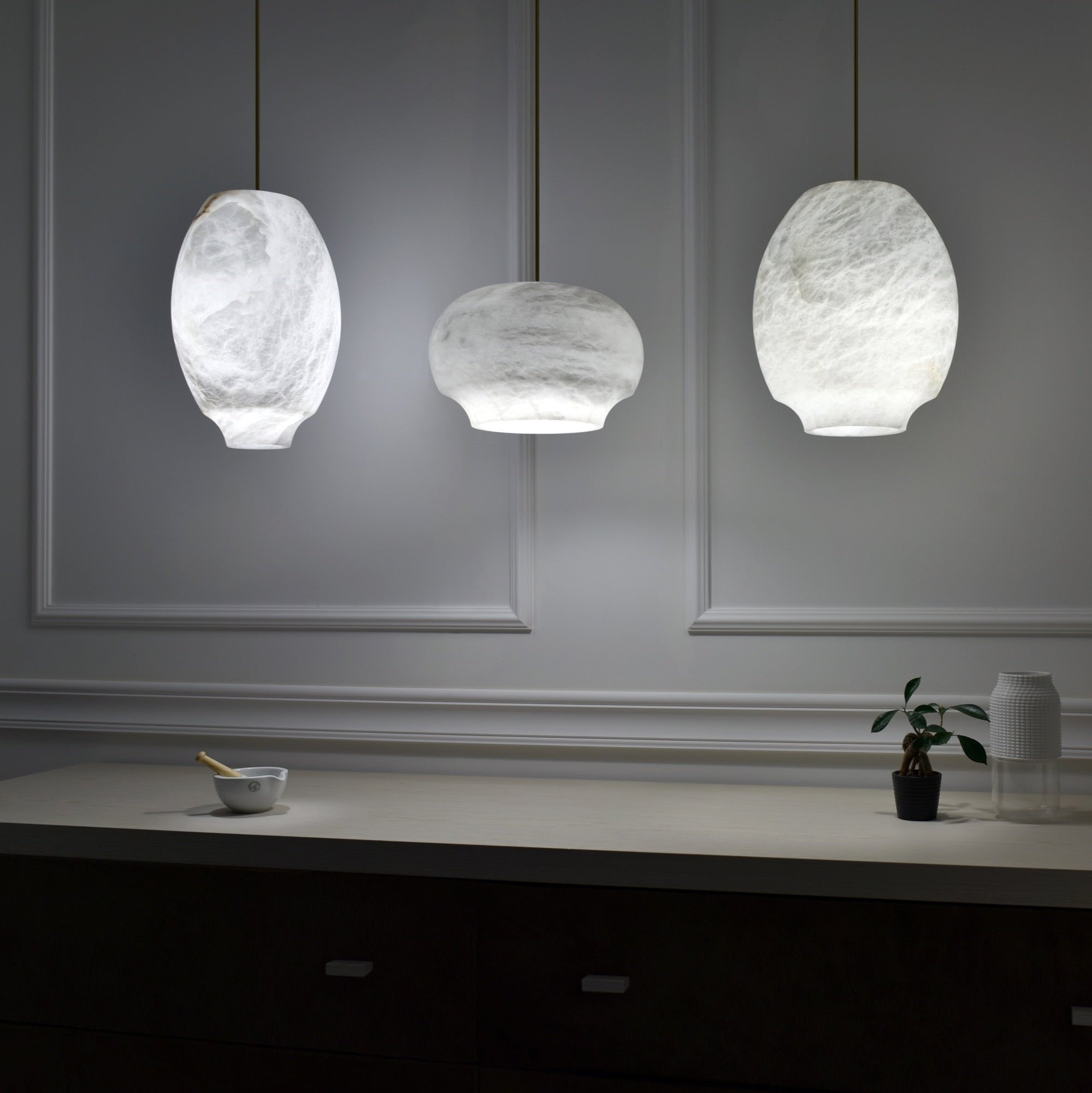 Cenlave Alabaster Pendant Light